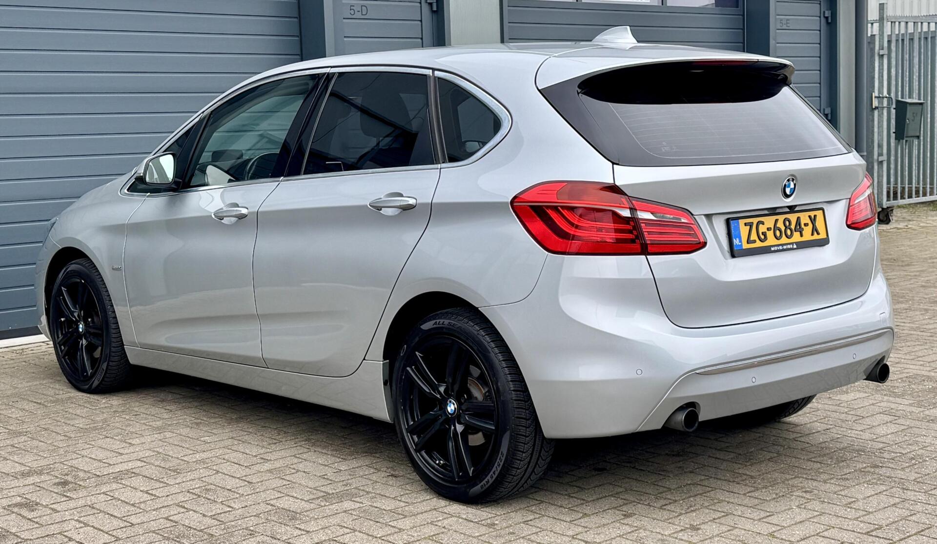 Foto van BMW 220i Active Tourer