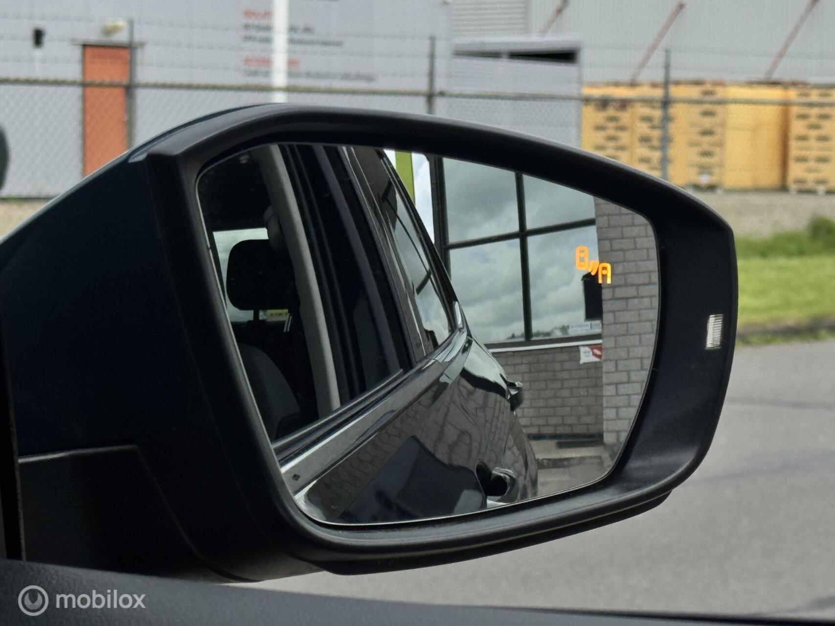 Foto van Volkswagen T-cross