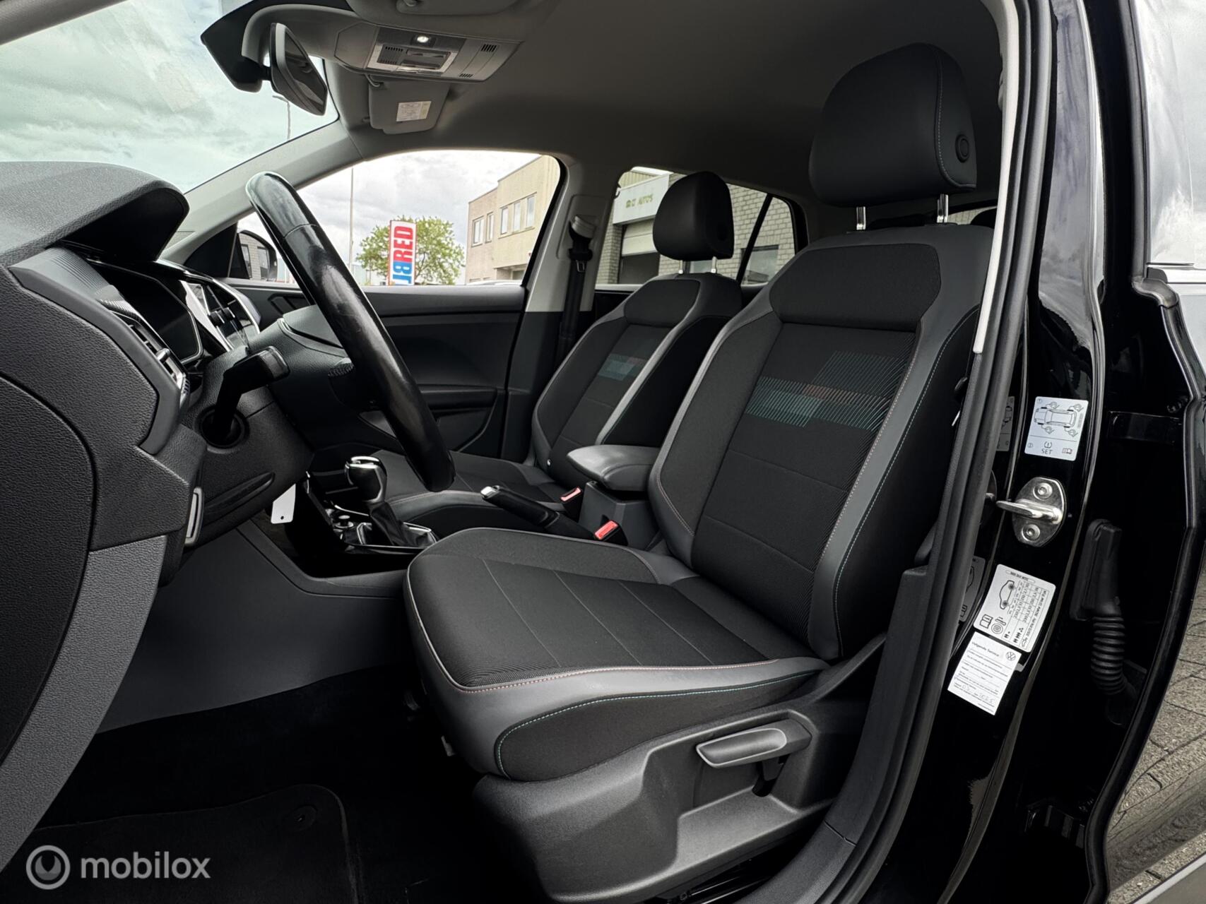 Foto van Volkswagen T-cross
