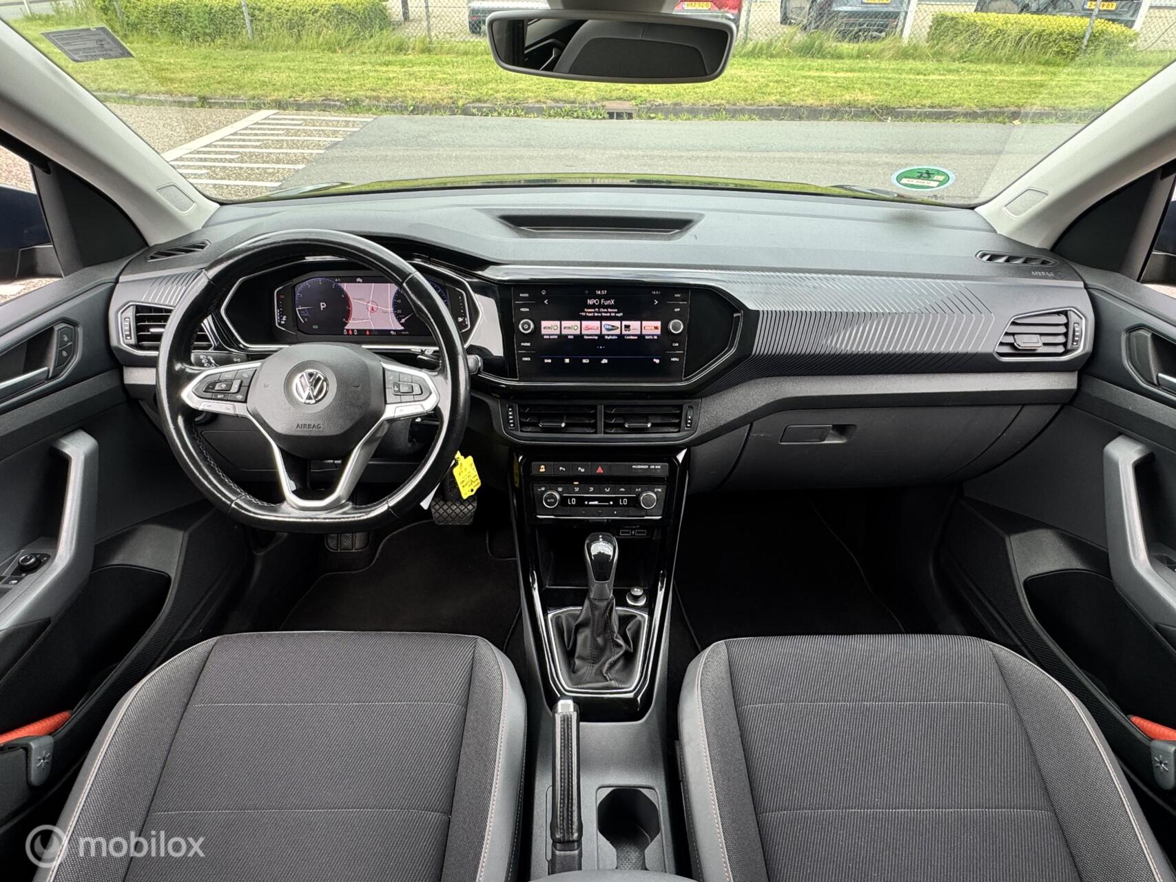 Foto van Volkswagen T-cross
