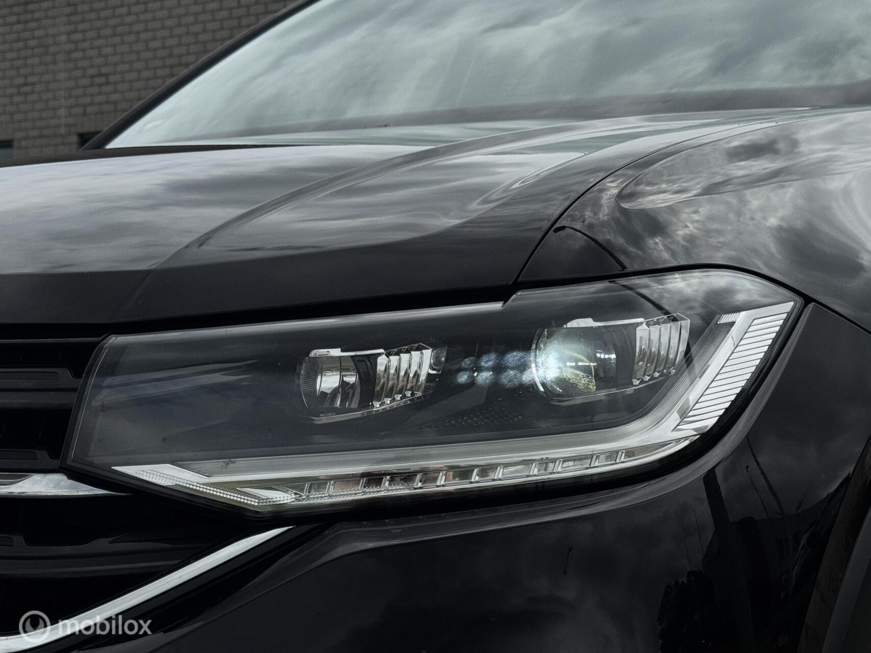 Foto van Volkswagen T-cross