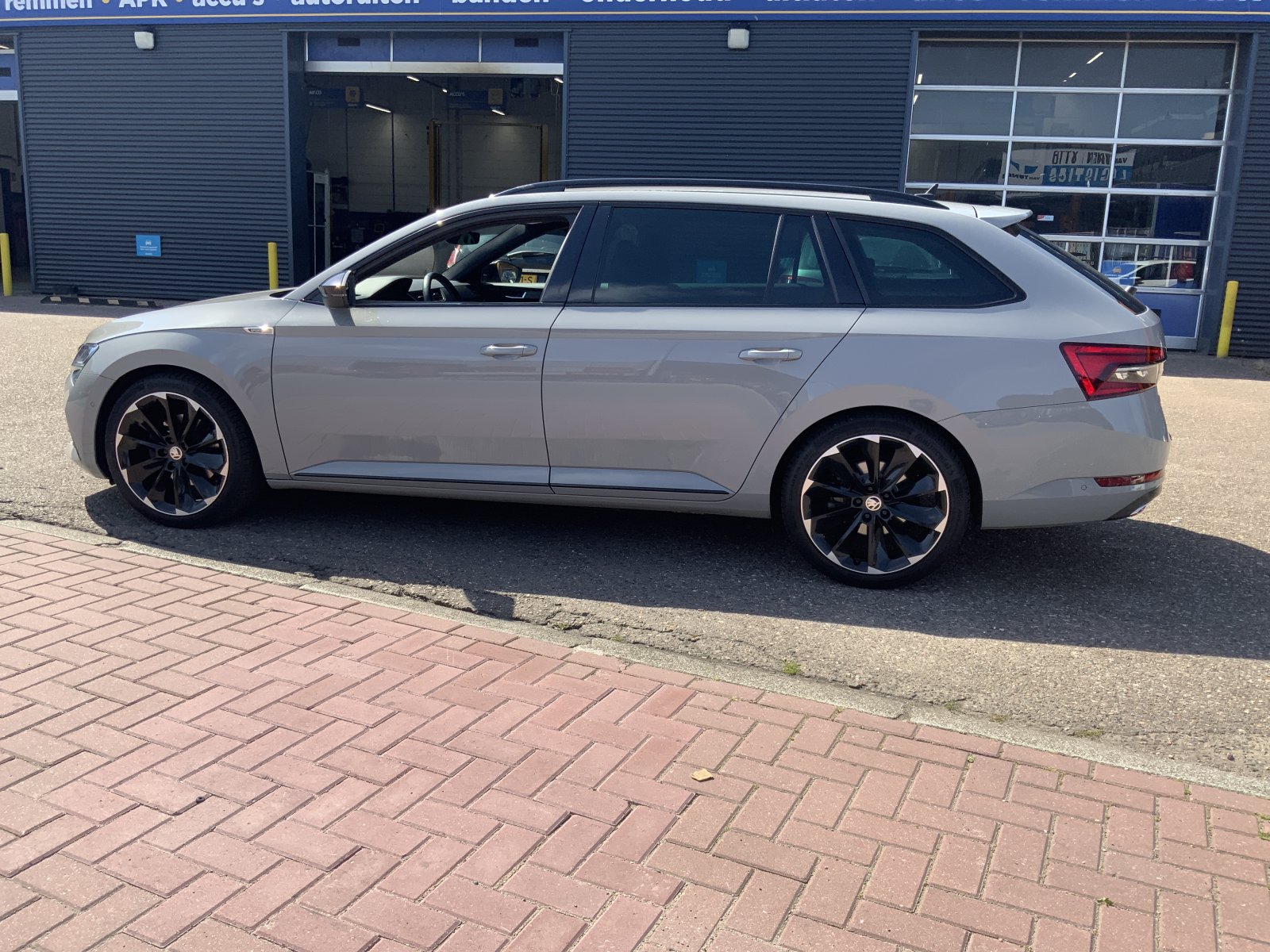 Inspectiefoto van Skoda Superb Combi