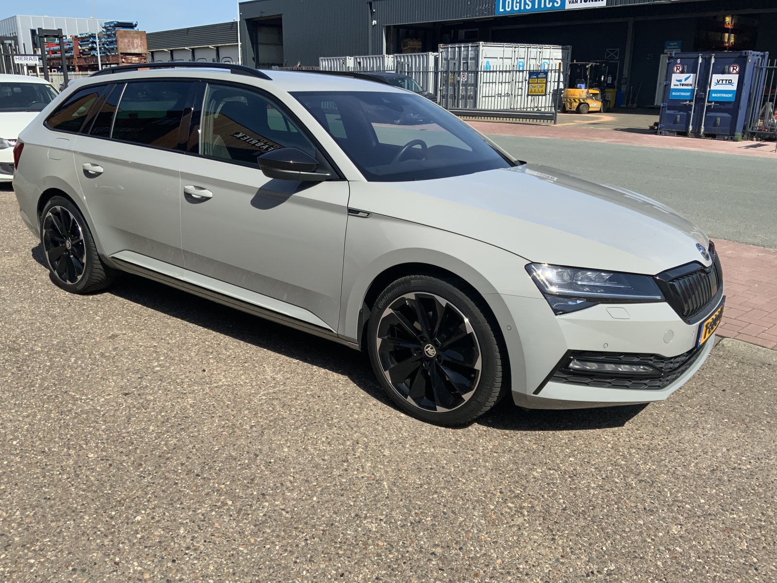 Inspectiefoto van Skoda Superb Combi