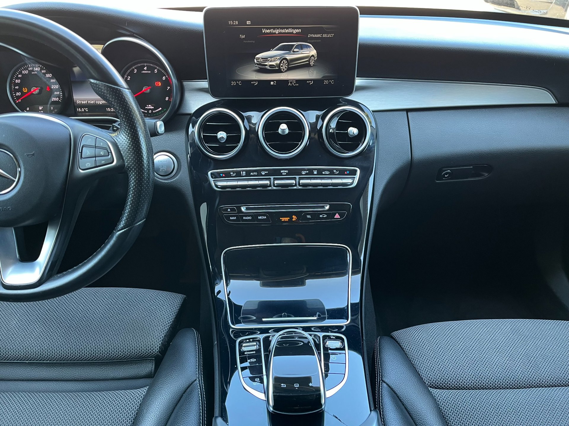 Foto van Mercedes-Benz C 350 E