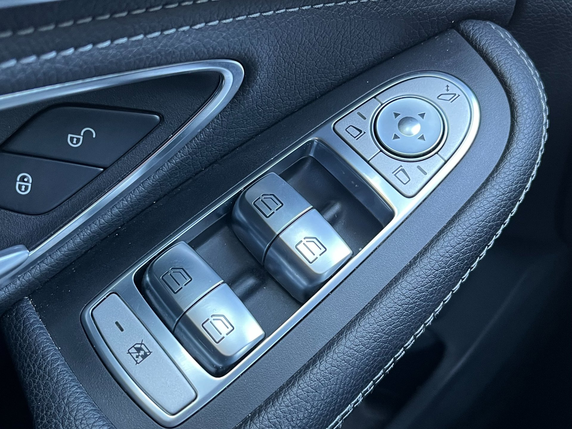 Foto van Mercedes-Benz C 350 E