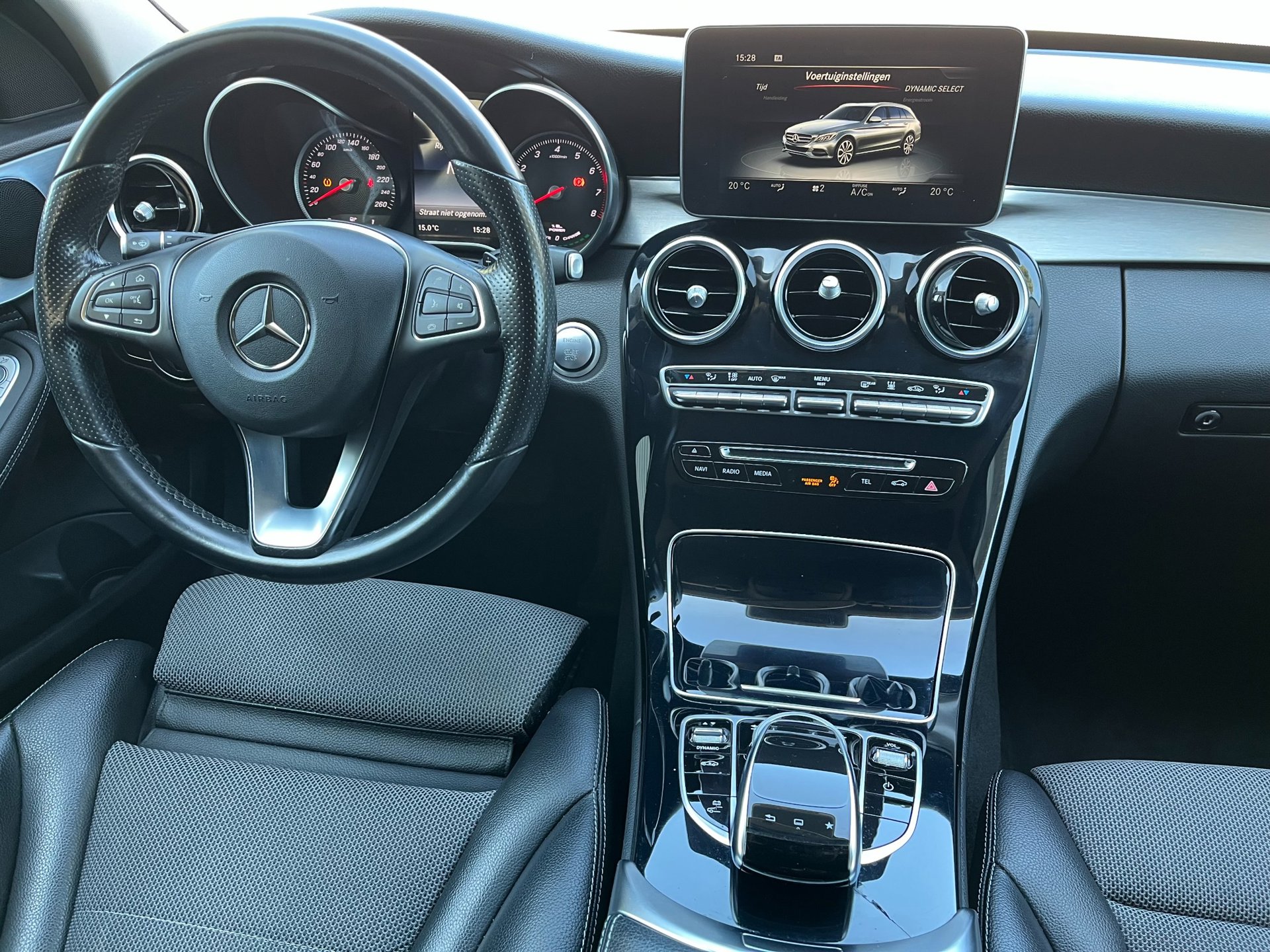Foto van Mercedes-Benz C 350 E