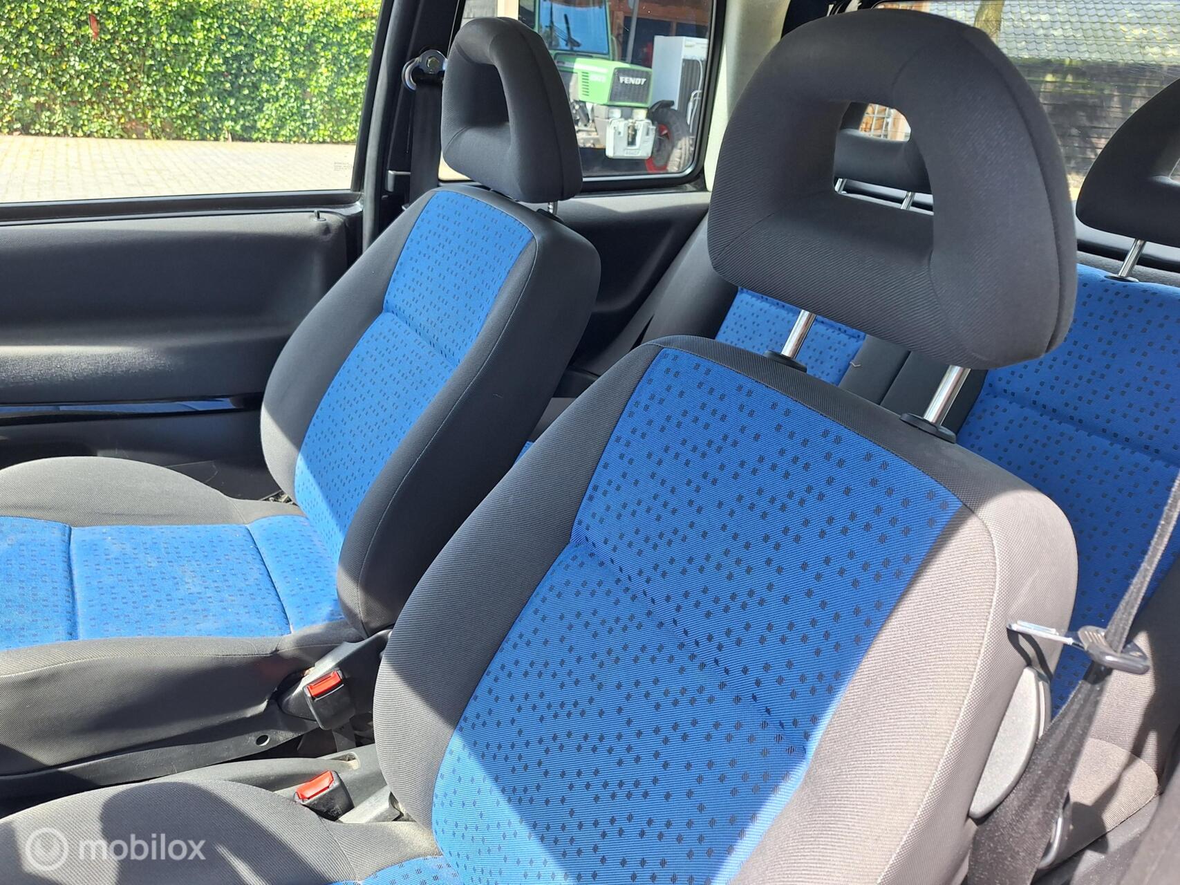 Foto van Volkswagen Lupo