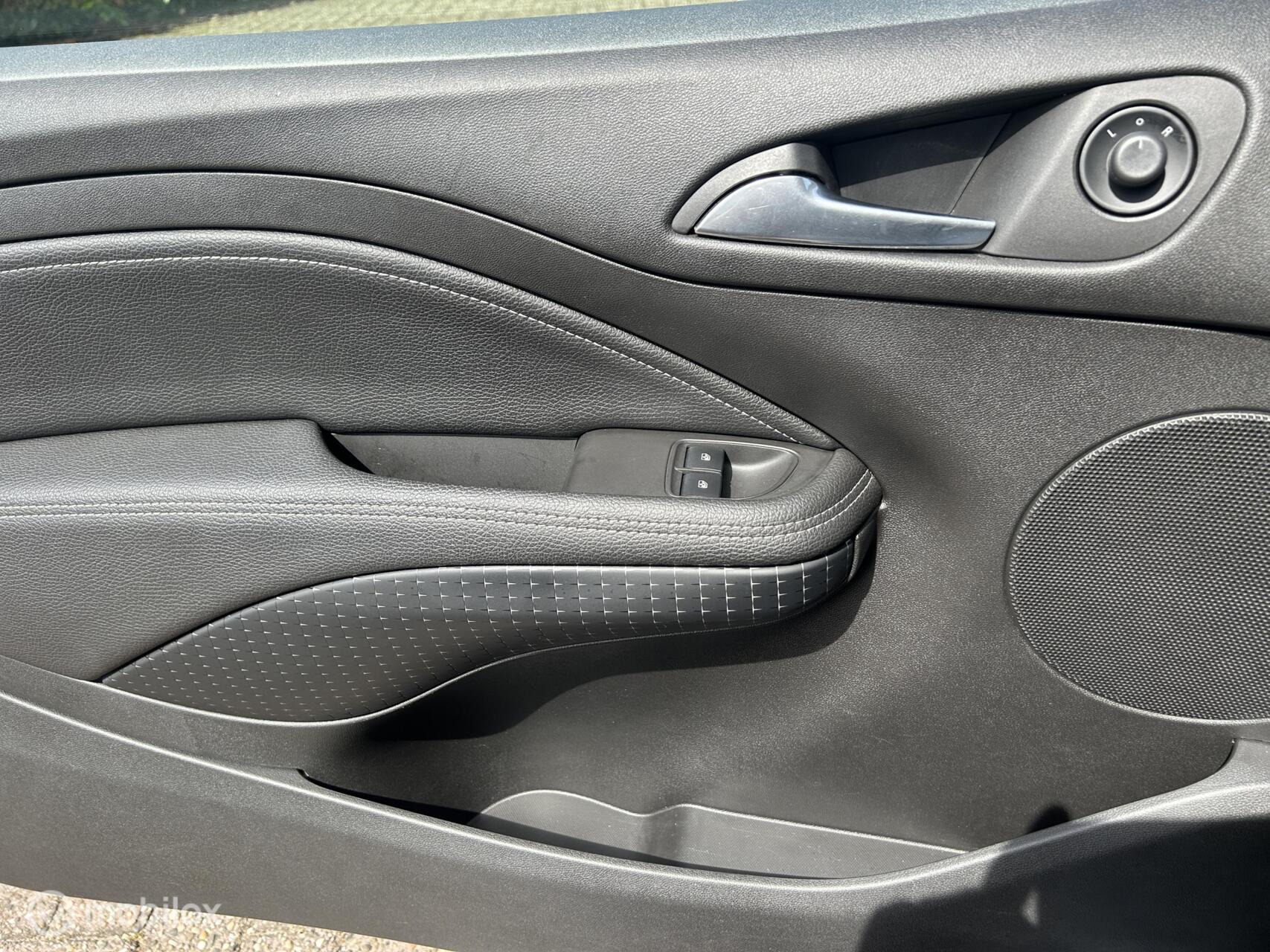 Foto van Opel Adam