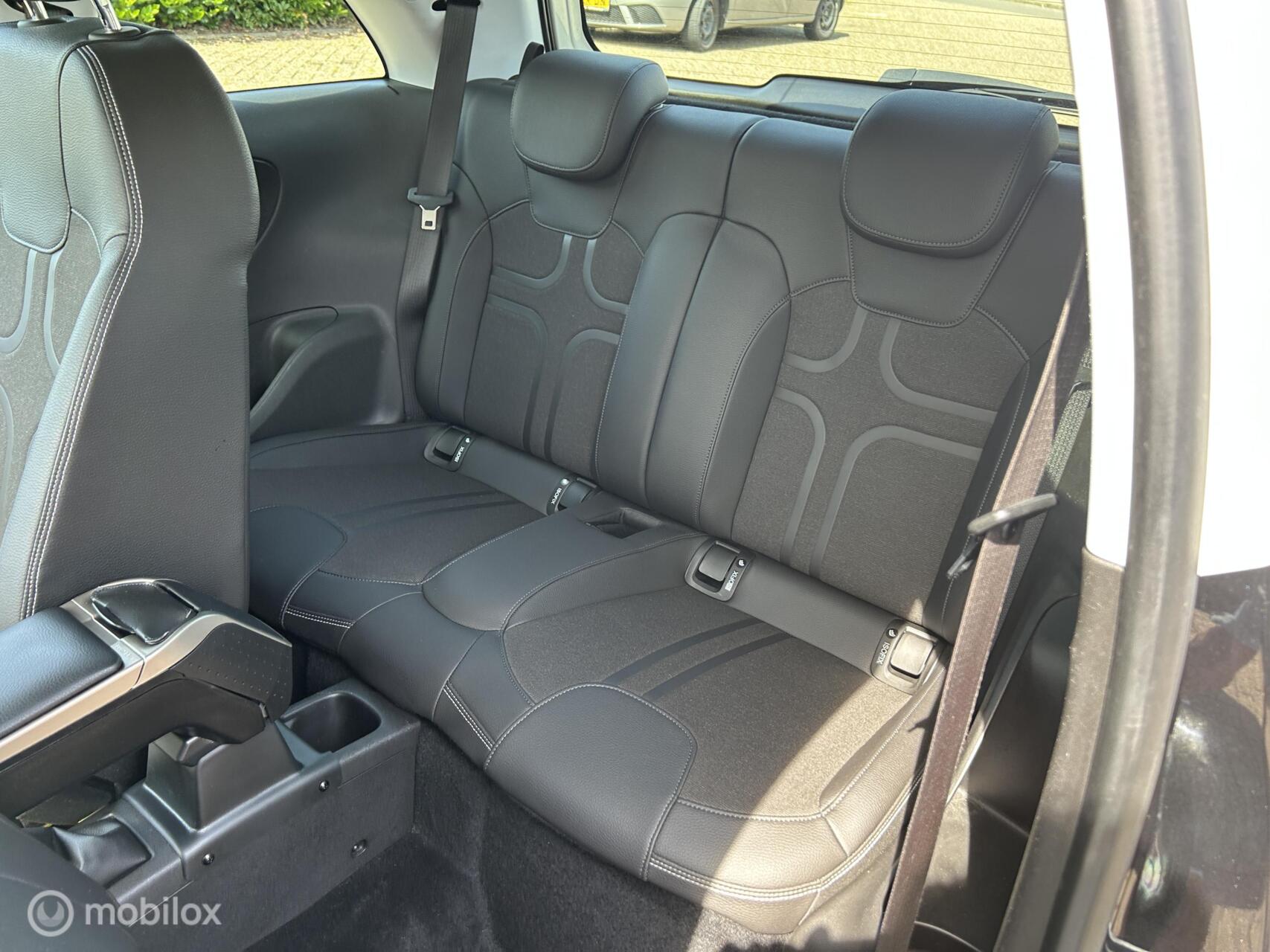Foto van Opel Adam