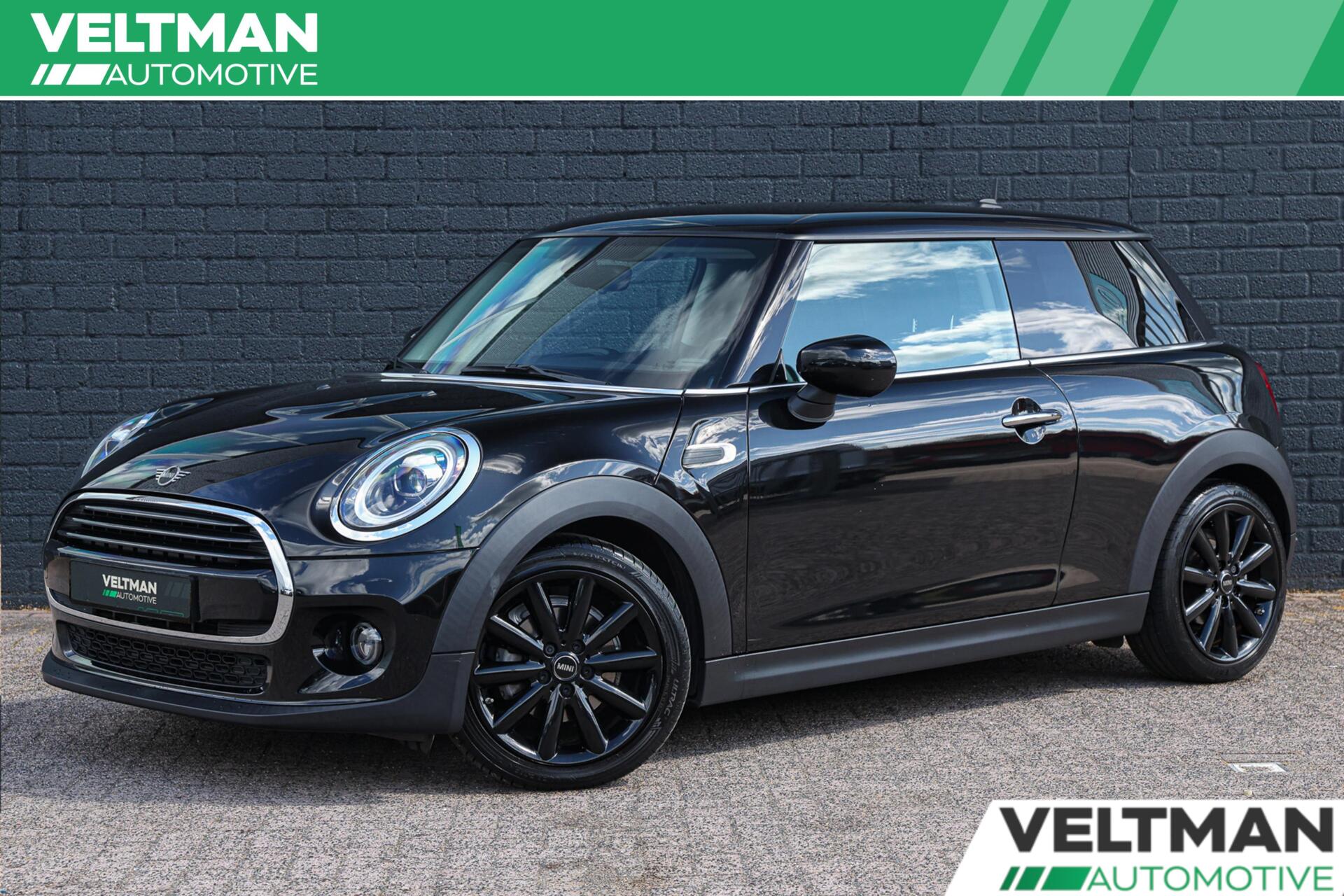 Mini Cooper 1.5 Cooper Chili FACELIFT NAVI PDC AIRCO NL AUTO 2021 - voorkant