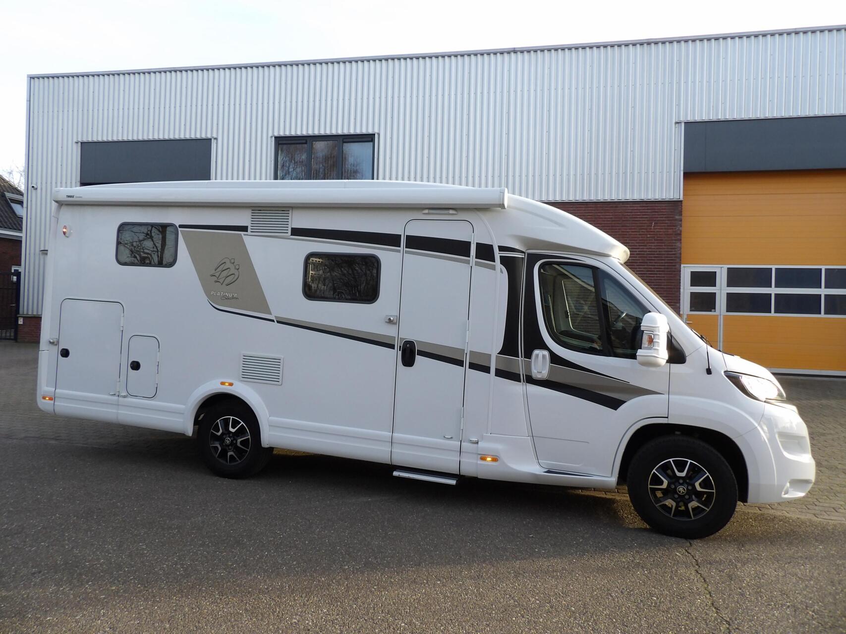 Foto van KNAUS R11