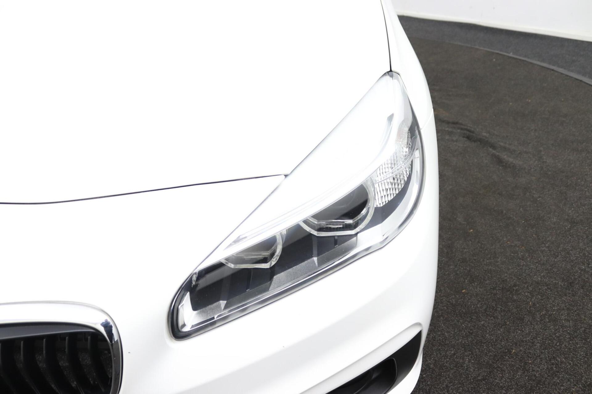 Foto van BMW 218i Active Tourer