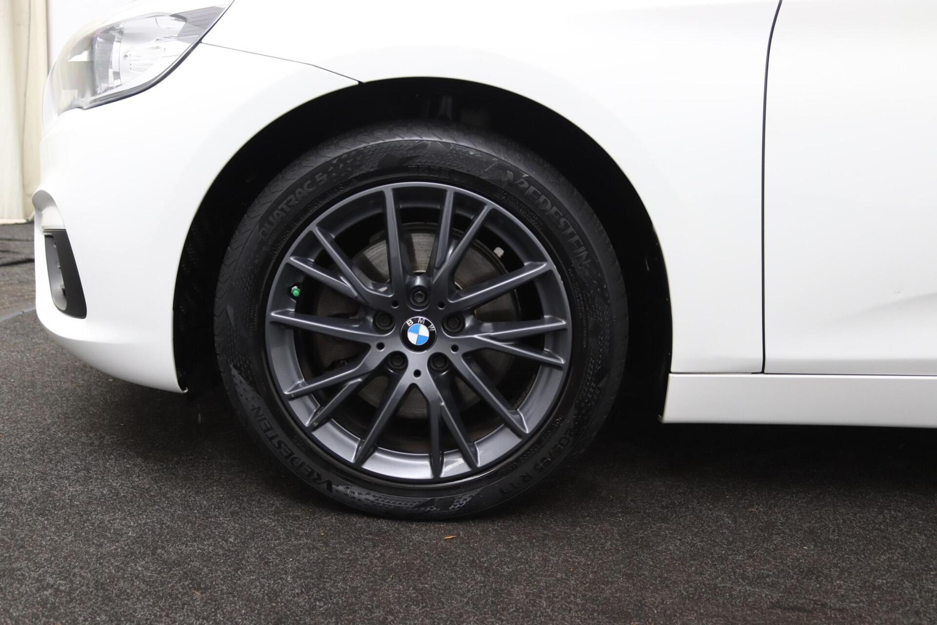 Foto van BMW 218i Active Tourer