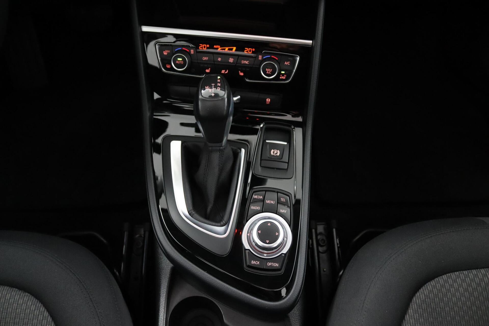 Foto van BMW 218i Active Tourer