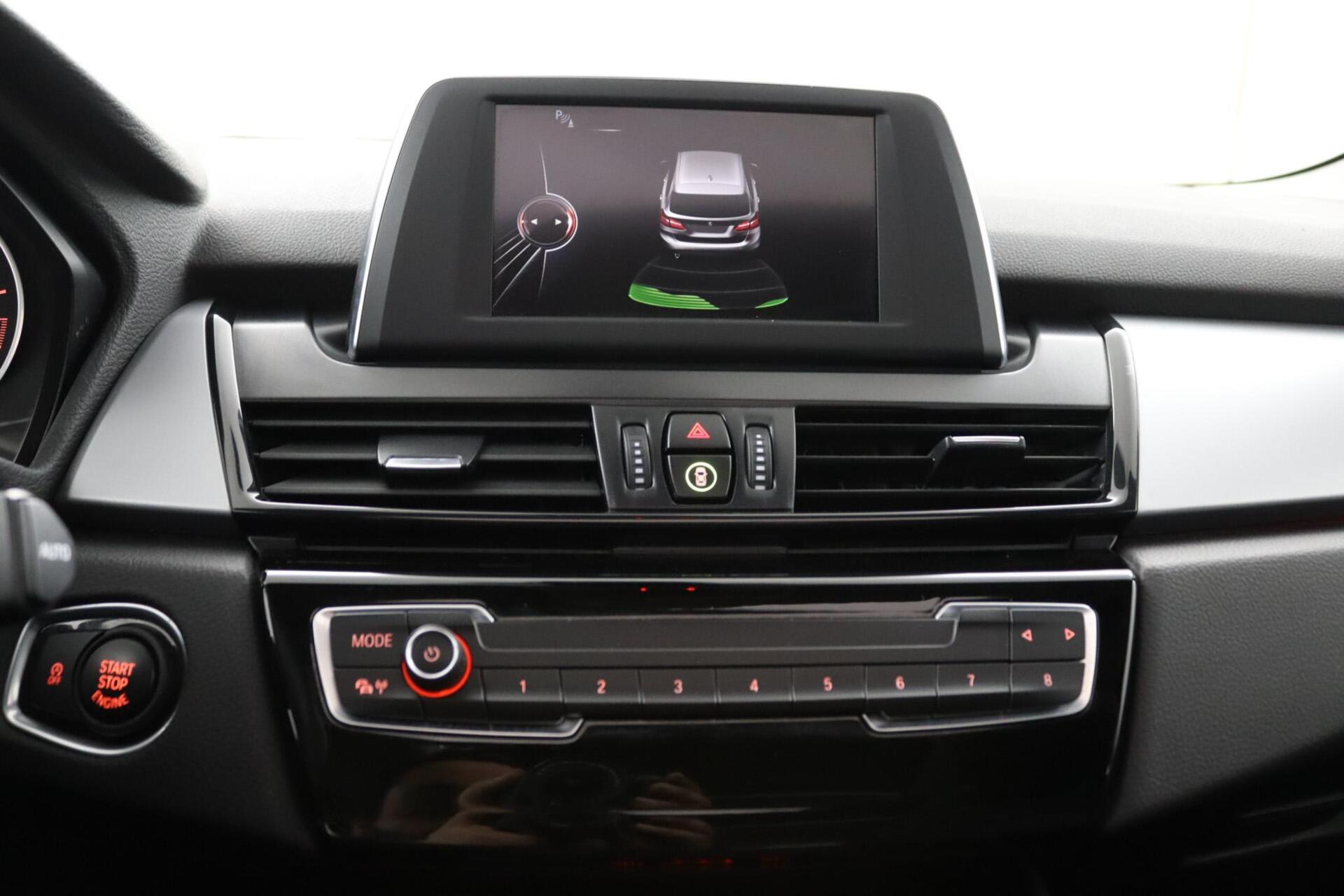 Foto van BMW 218i Active Tourer