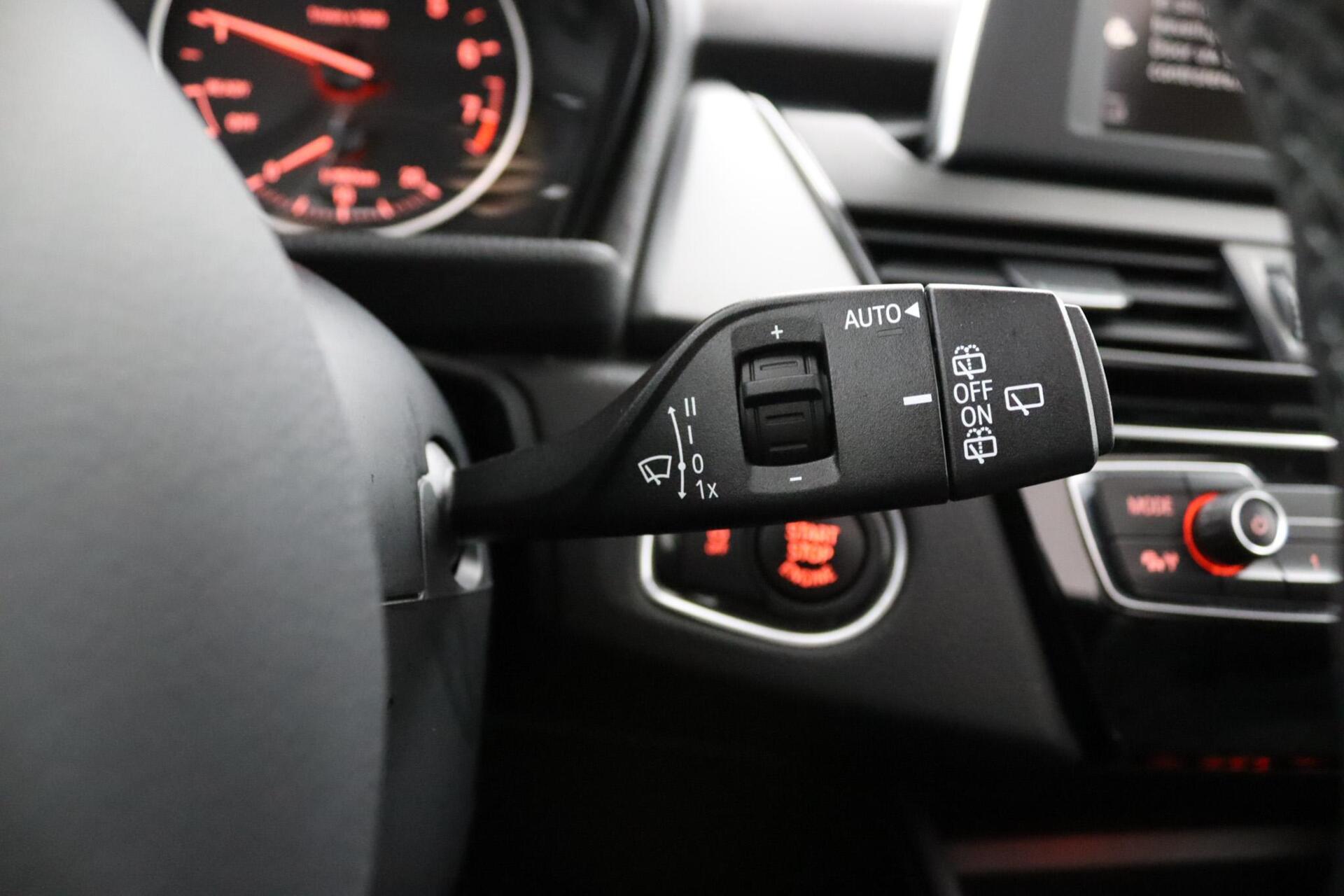 Foto van BMW 218i Active Tourer