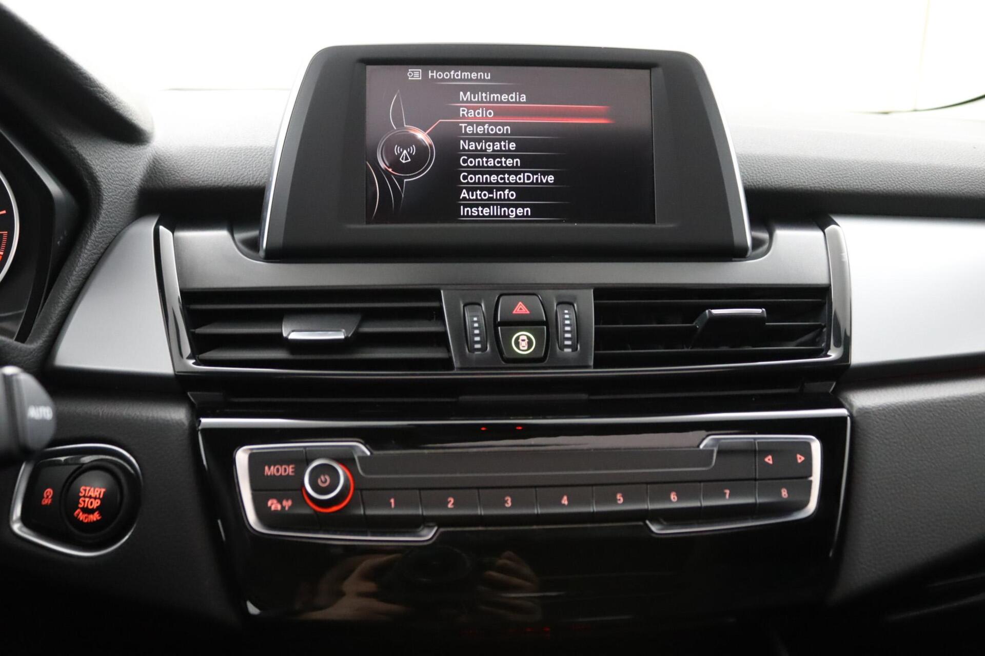 Foto van BMW 218i Active Tourer