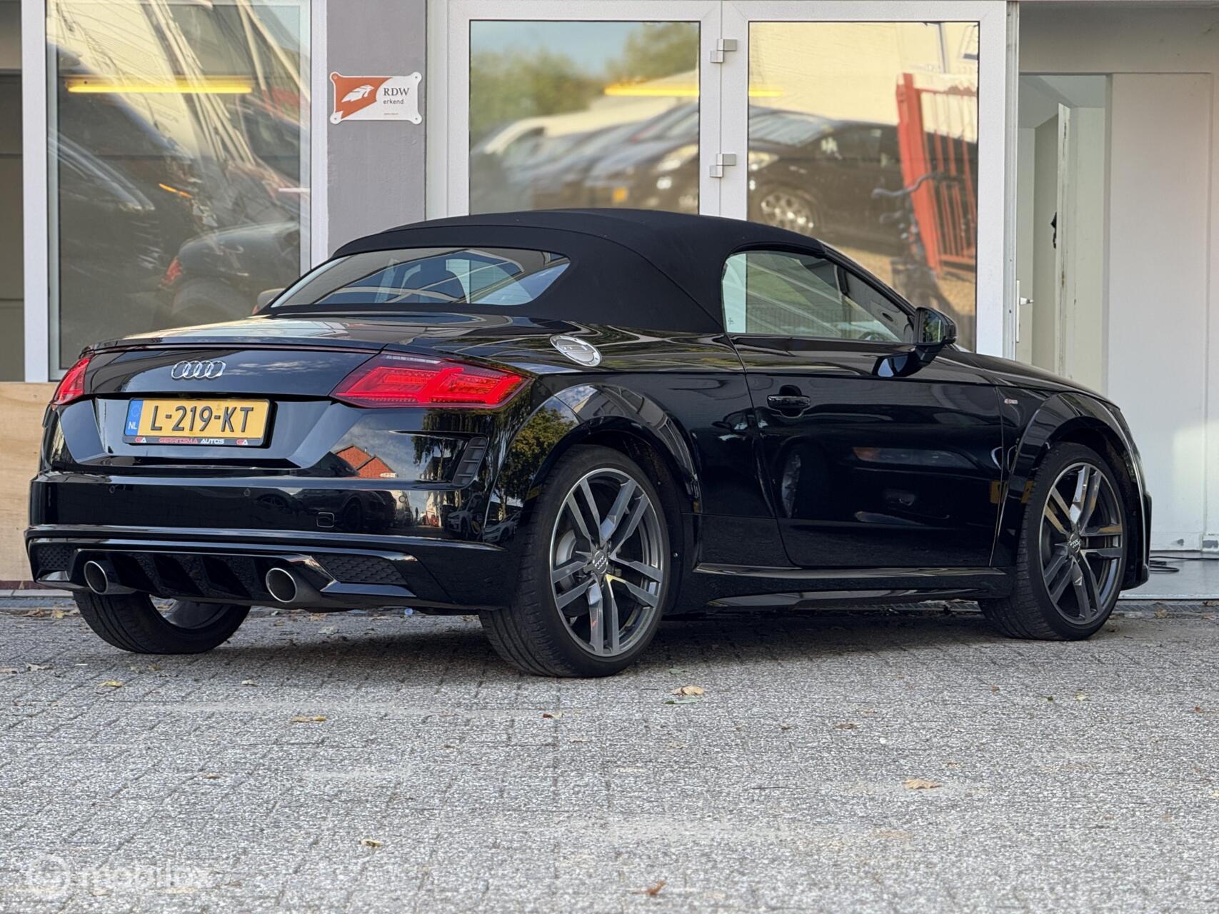 Foto van Audi TT Roadster