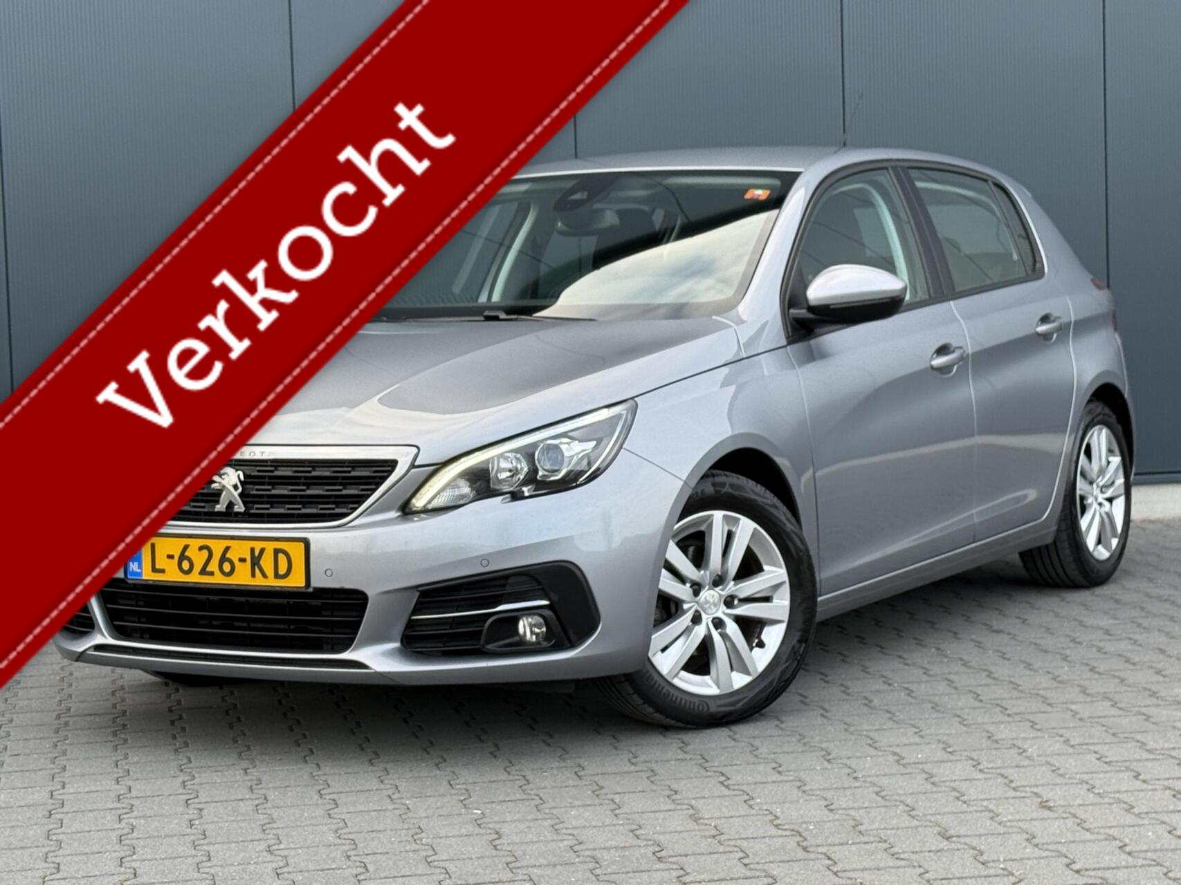 Peugeot 308 1.2 PureTech Active Pack Digitaal Dashboard - Trekhaak - Goed Onderhouden 2021 - voorkant