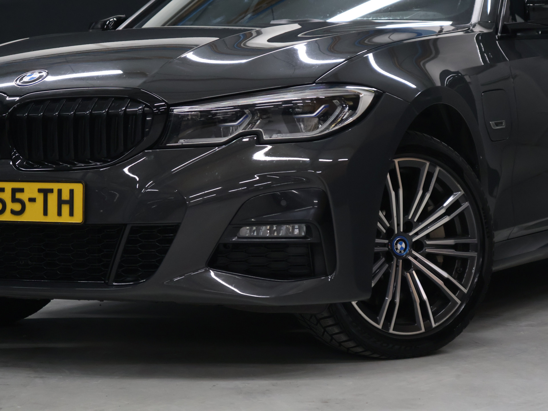Foto van BMW 330e xDrive