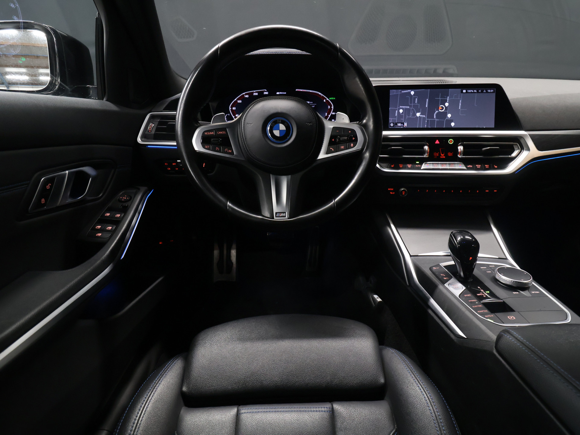 Foto van BMW 330e xDrive