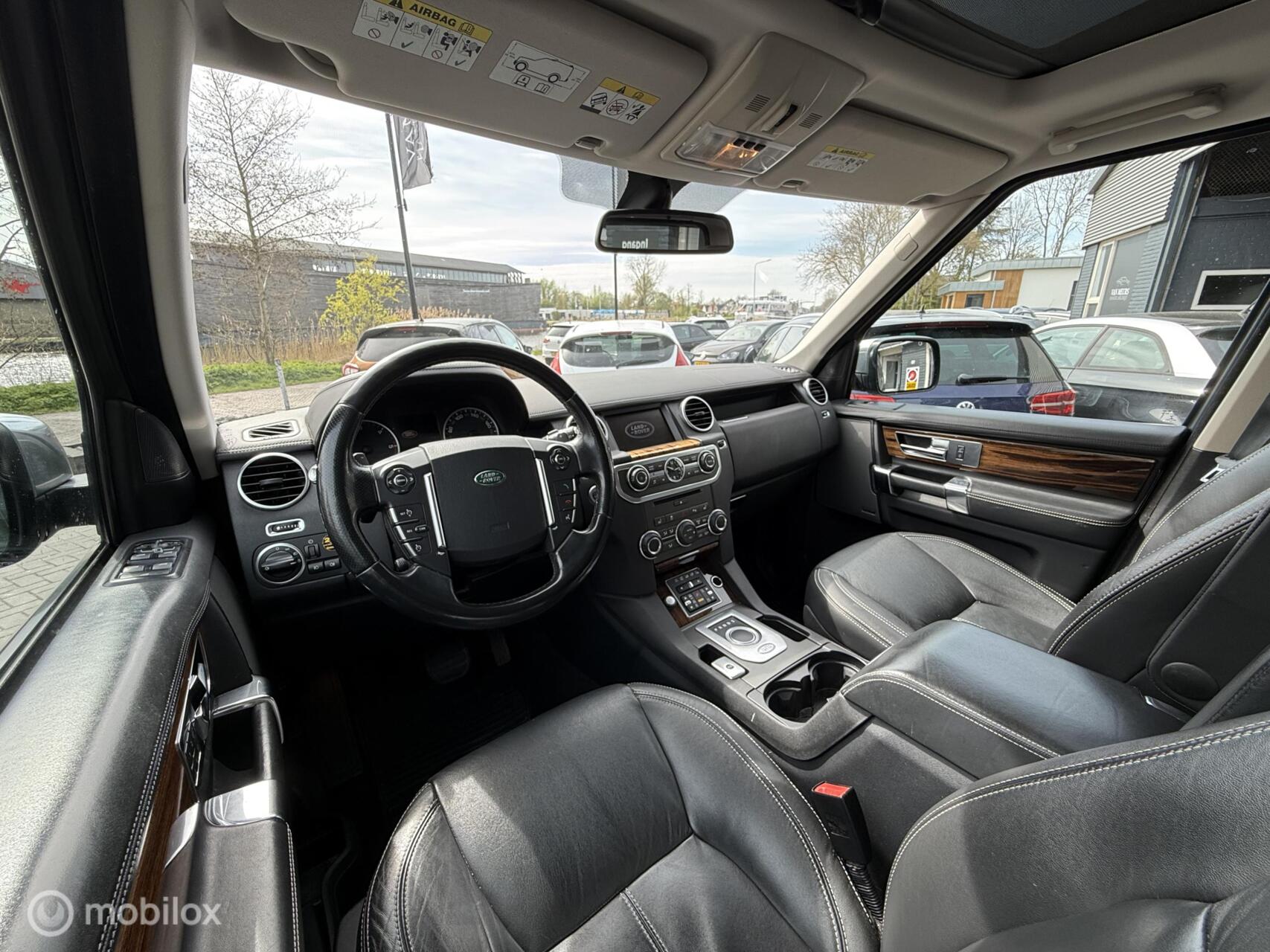 Foto van Land Rover Discovery 4
