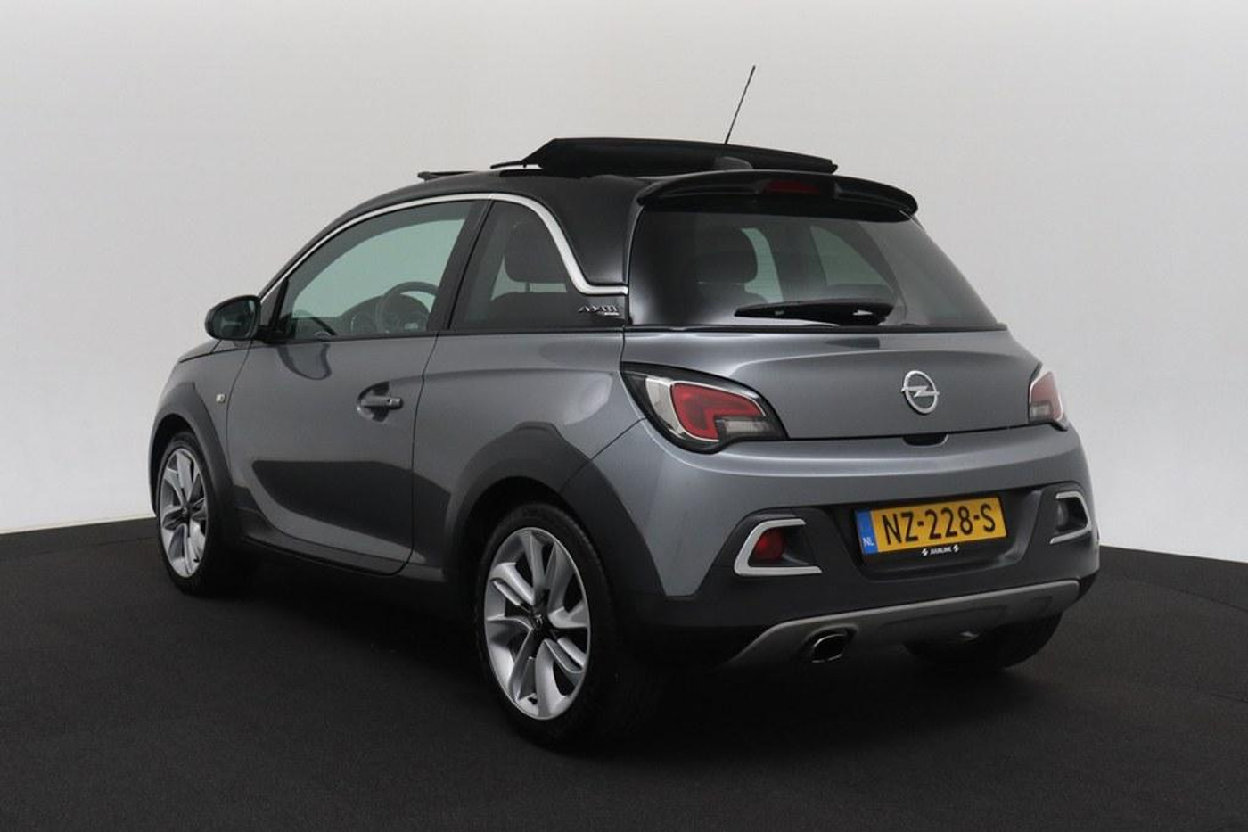 Foto van Opel Adam