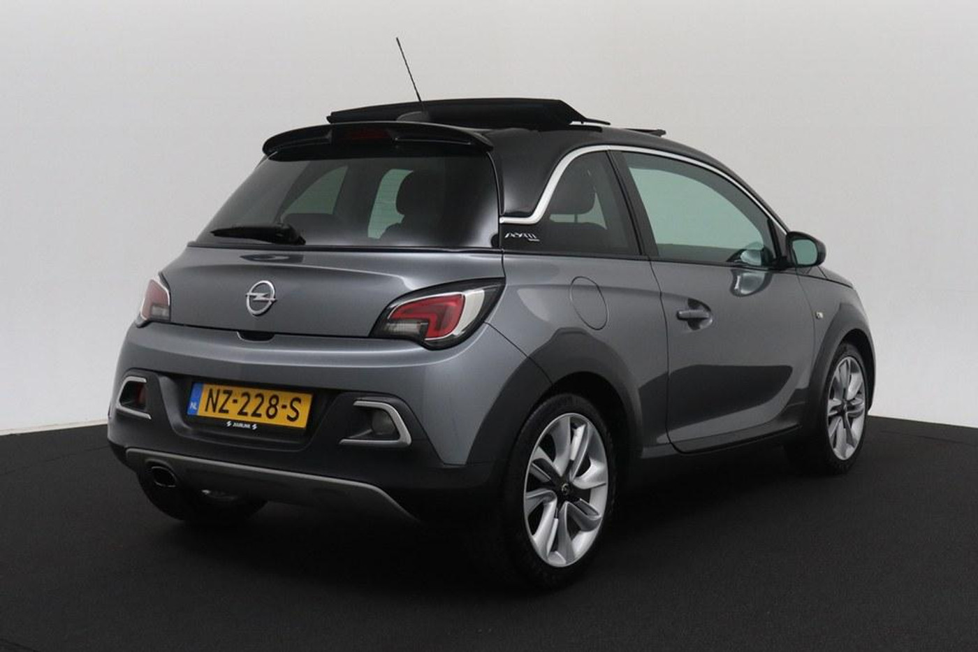 Foto van Opel Adam