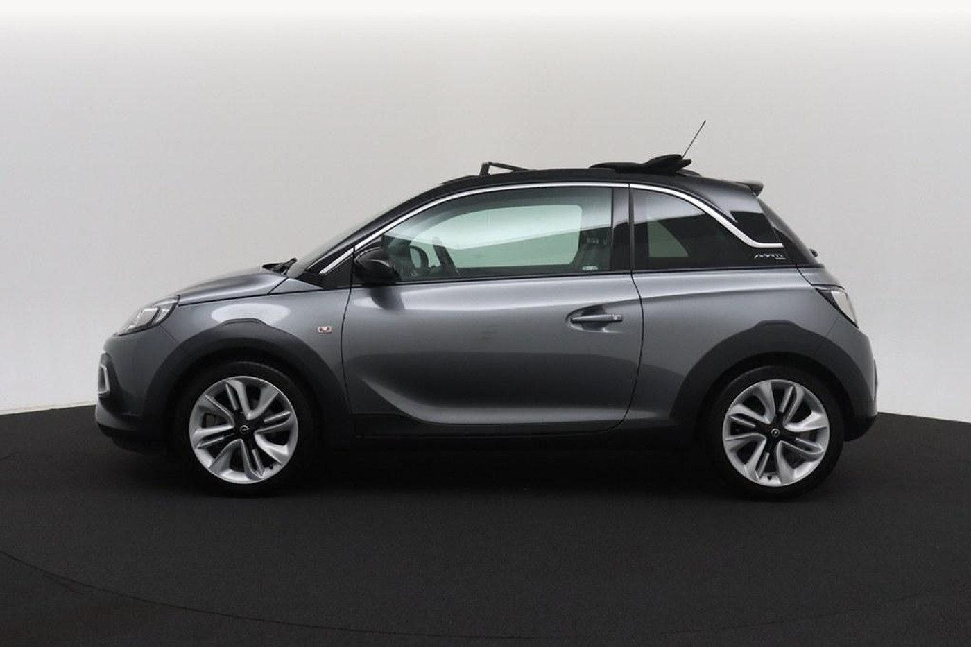 Foto van Opel Adam
