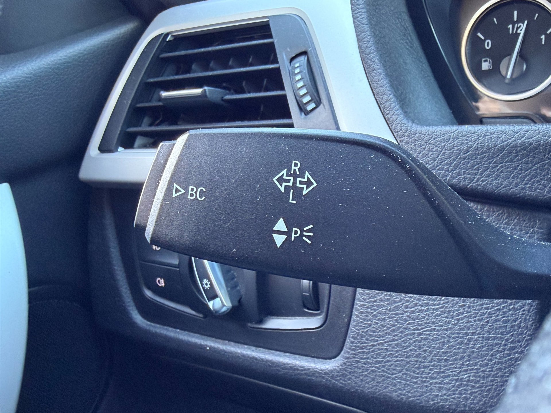Foto van BMW 320i