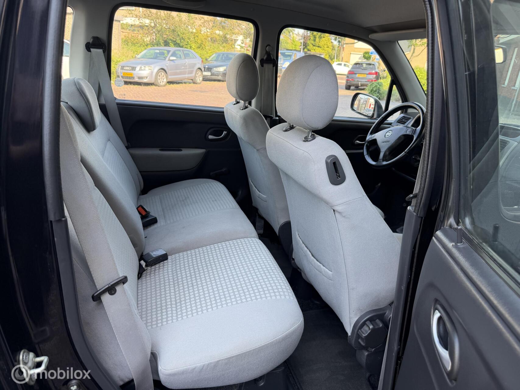 Foto van Opel Agila