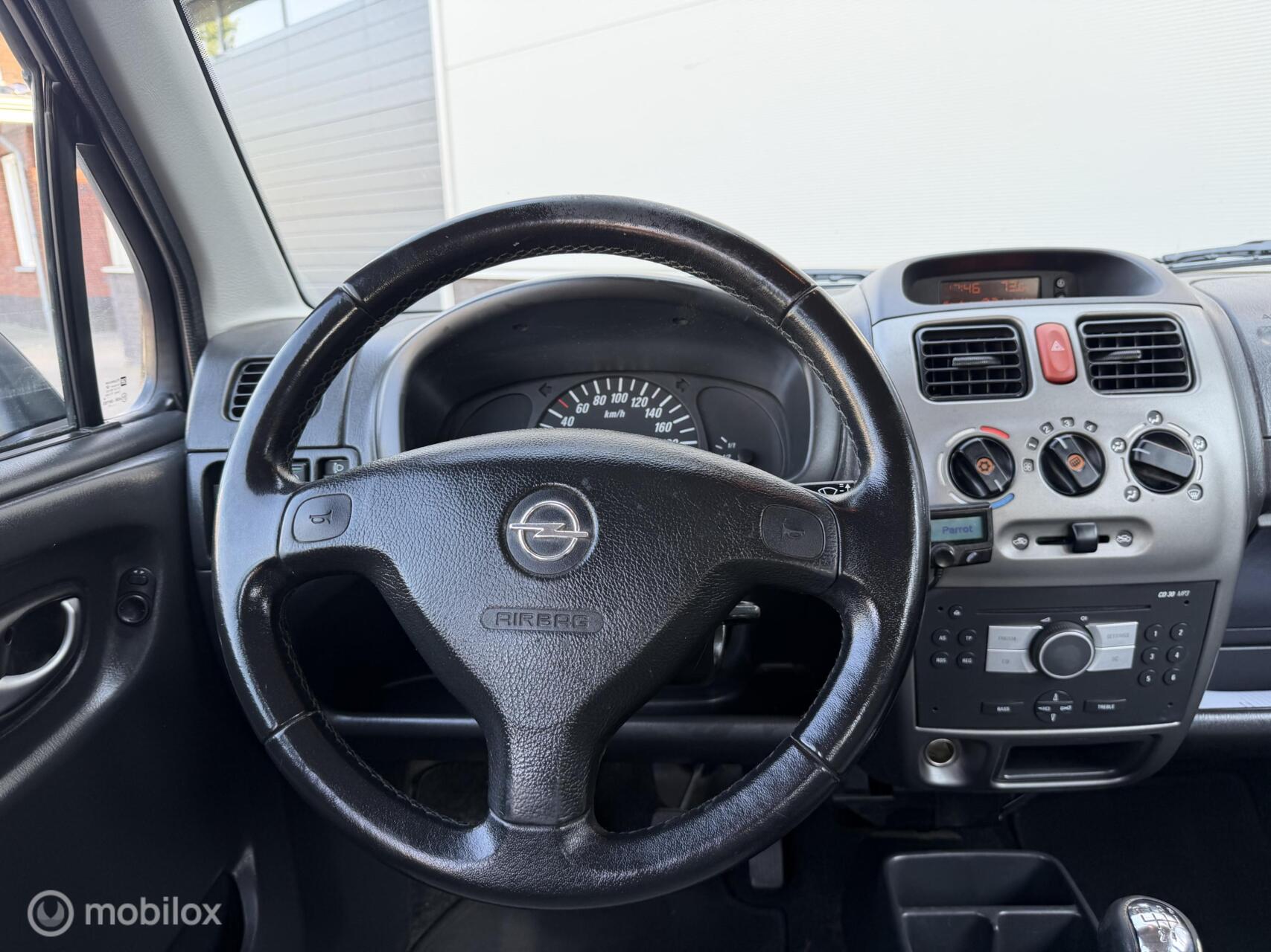 Foto van Opel Agila