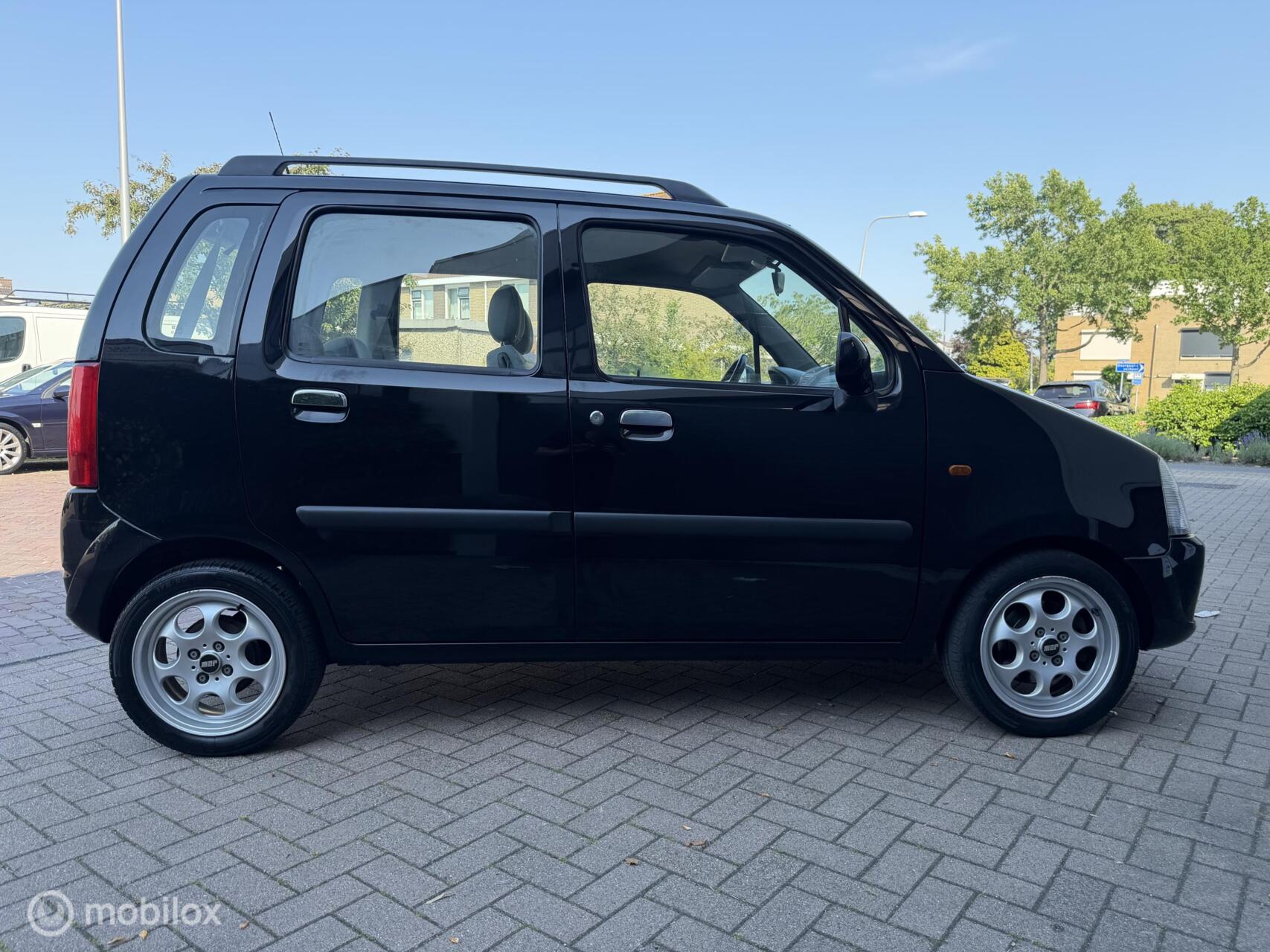 Foto van Opel Agila