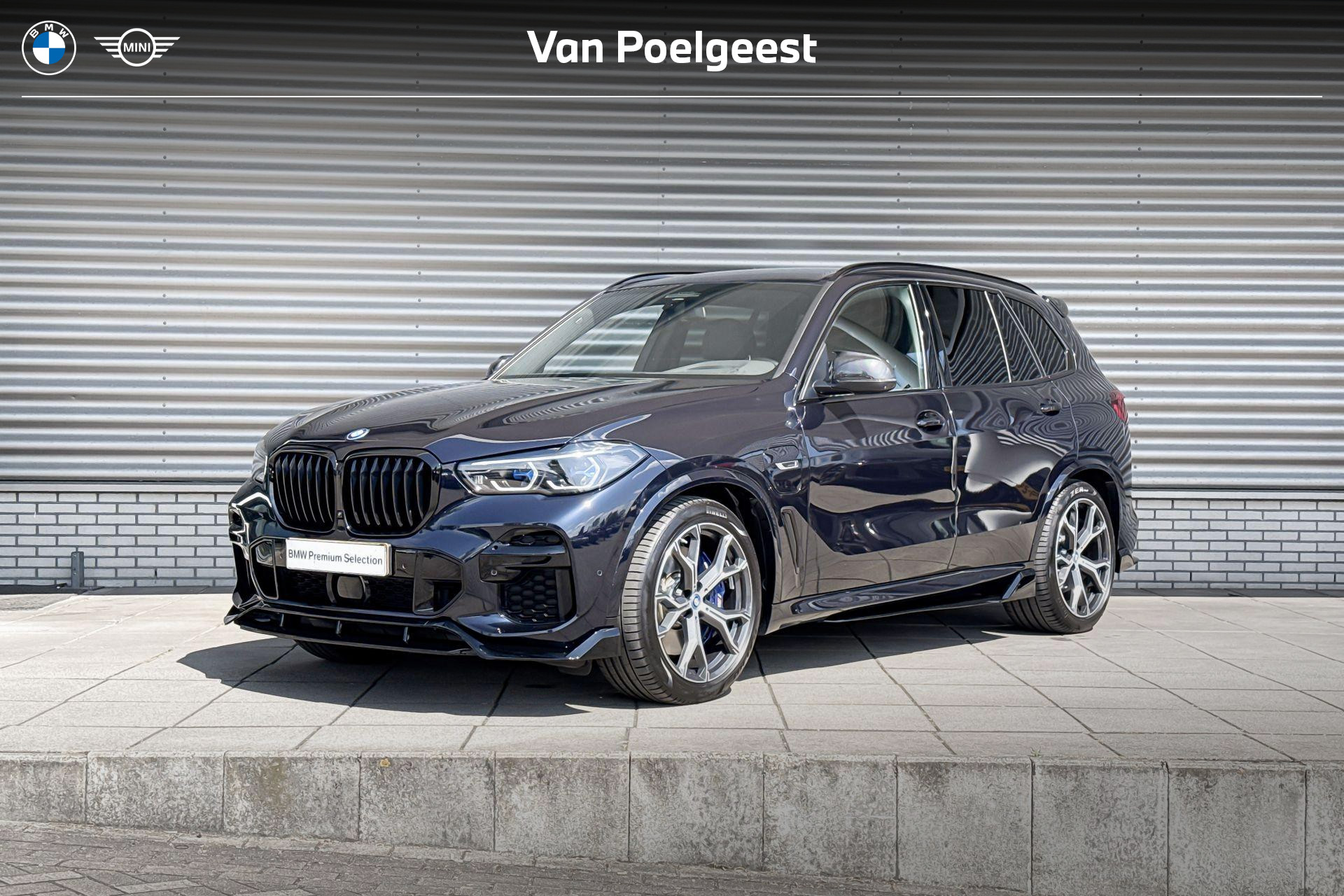 BMW X5 xDrive45e High Executive 2023 - voorkant