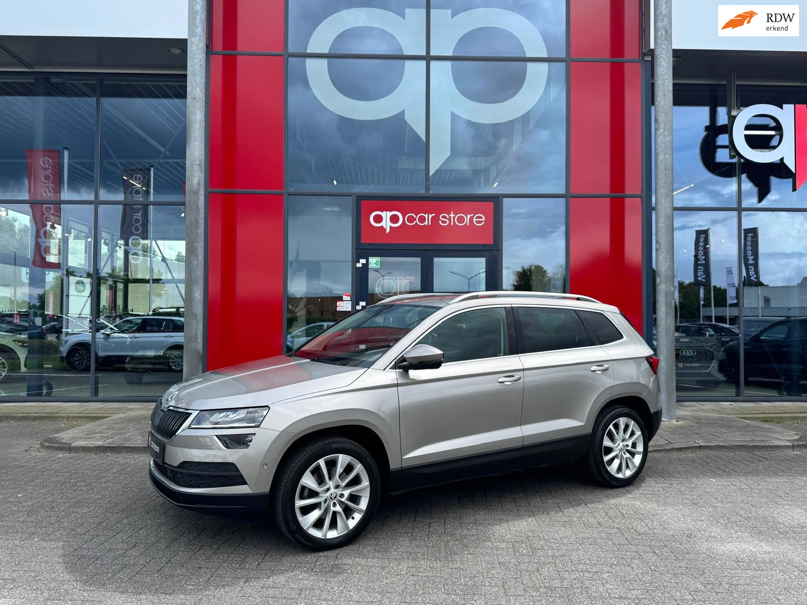 Foto van SKODA KAROQ