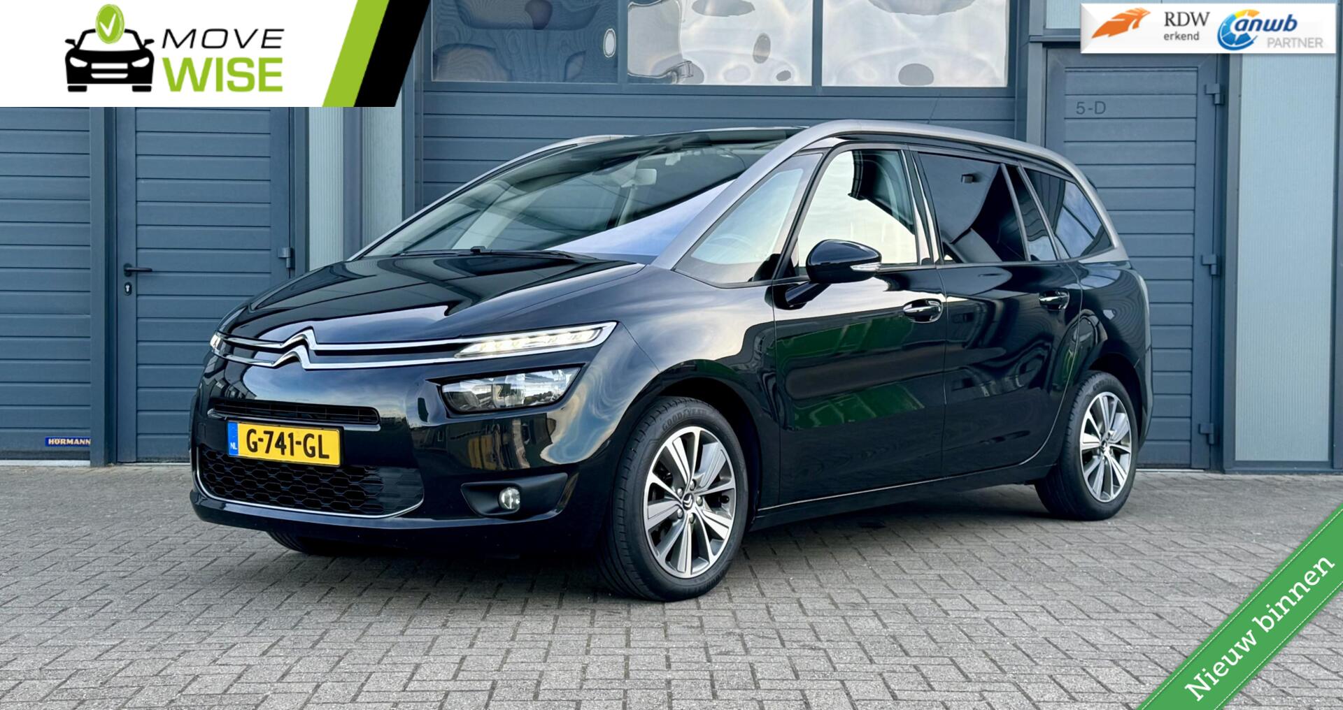 Citroen C4 Picasso 1.2 - 131pk Shine | Trekhaak | Zeer Net ! | Dealeronderhouden & Riem v.v.  | Compleet Uitgevoerd | 2015 - voorkant