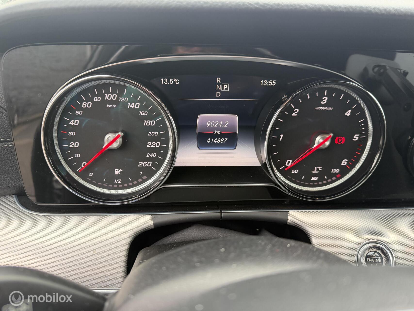 Foto van Mercedes-Benz E 220 D