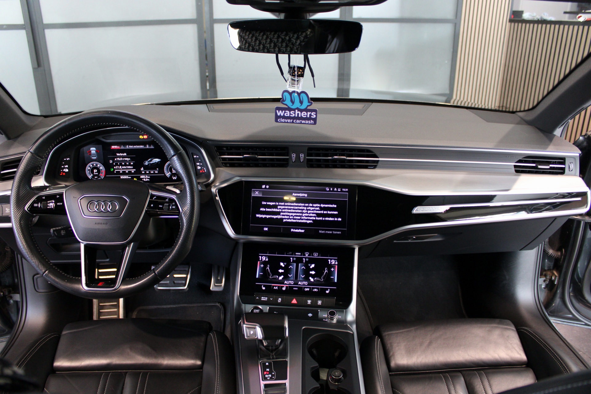 Foto van Audi A6 55 TFSI E