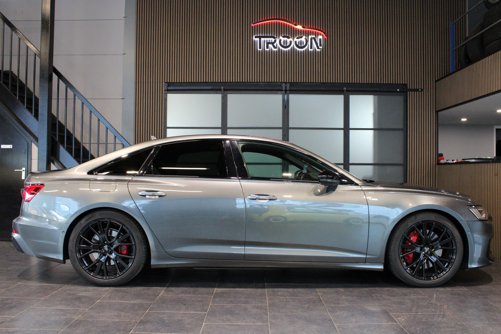 Foto van Audi A6 55 TFSI E