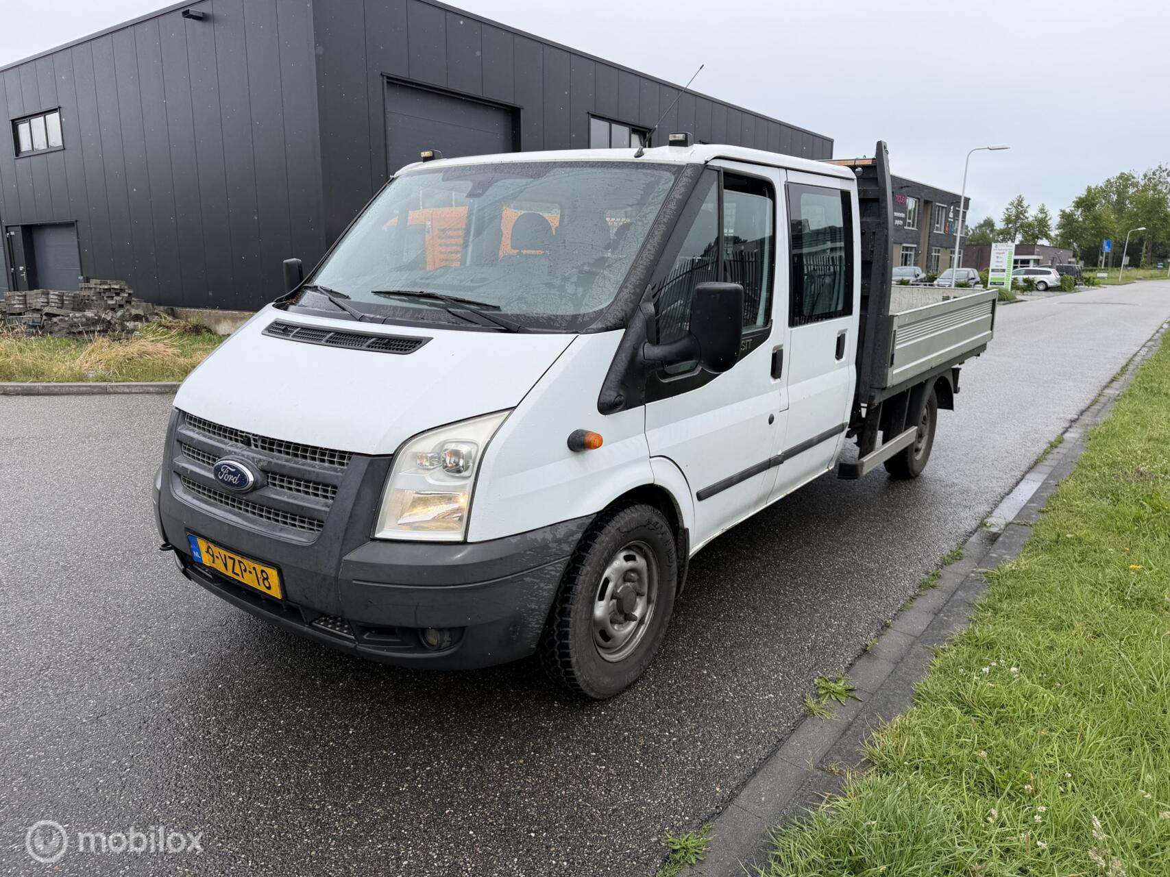 Ford Transit/tourneo 280M 2.2 TDCI achterwiel aangedreven 2012 - voorkant