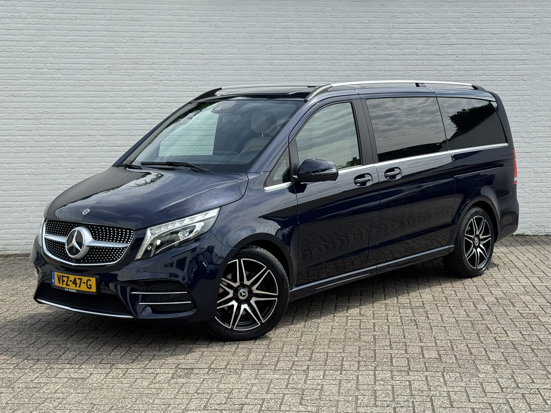 Foto van Mercedes-Benz V-klasse