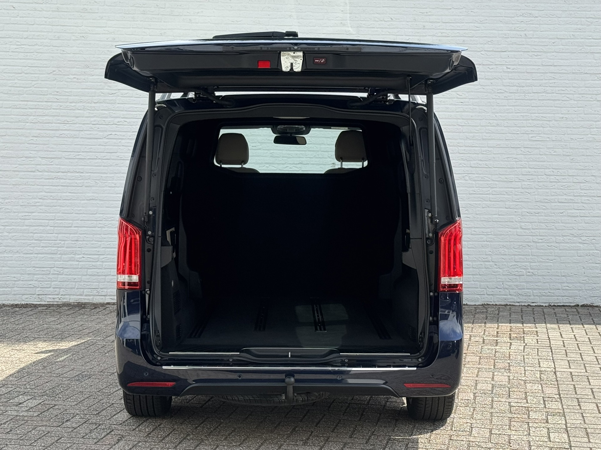 Foto van Mercedes-Benz V-klasse
