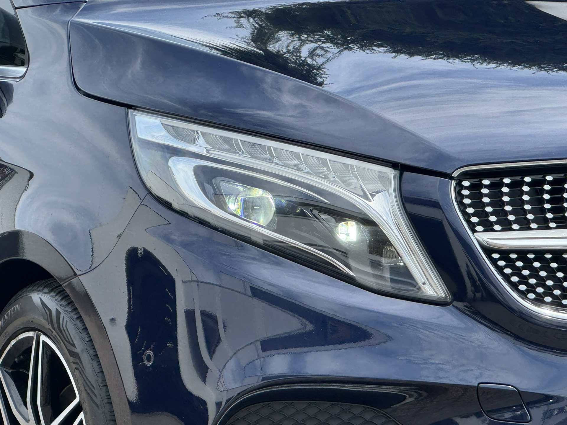 Foto van Mercedes-Benz V-klasse