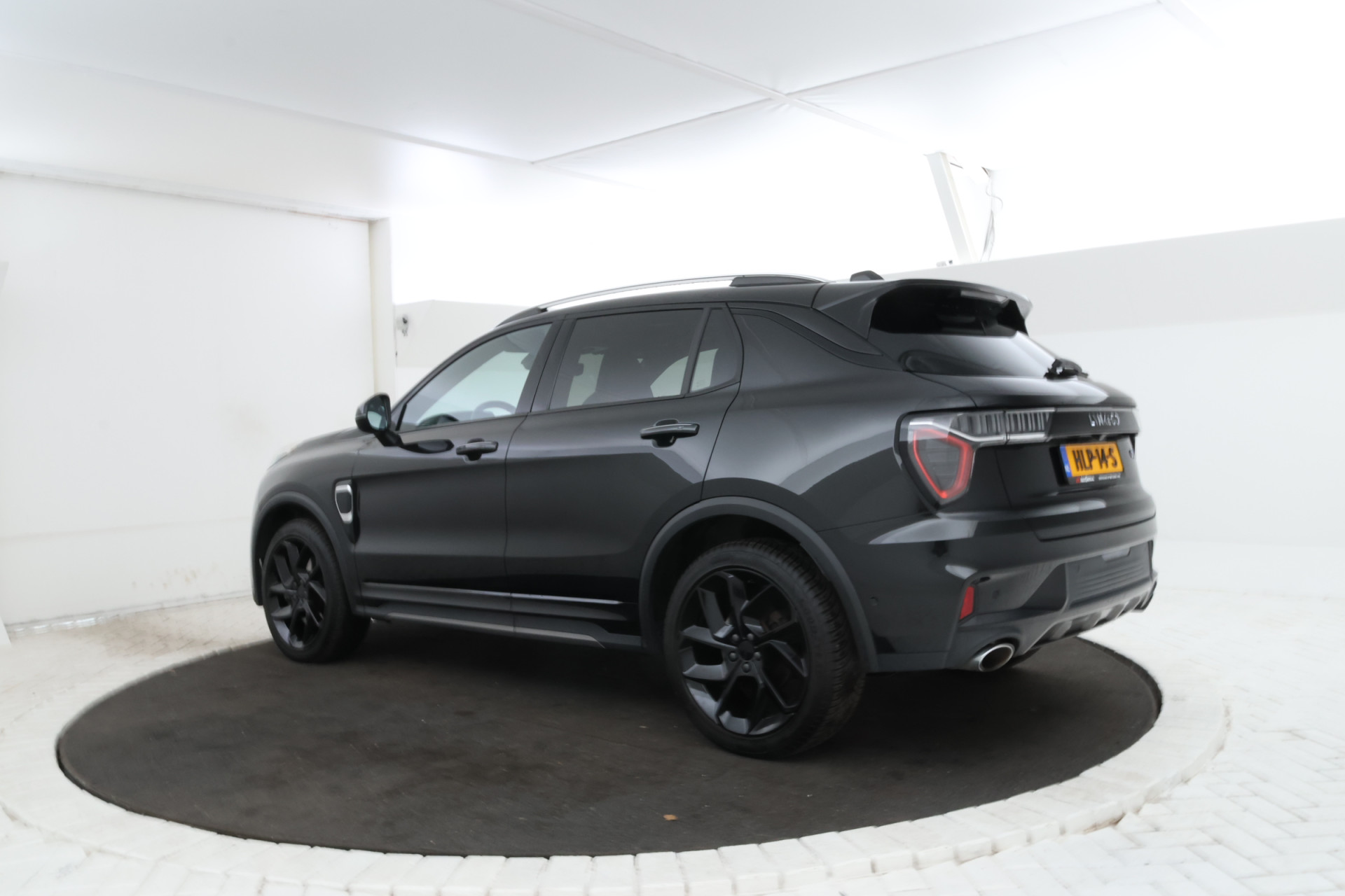 Foto van Lynk&co LYNK & Co 01