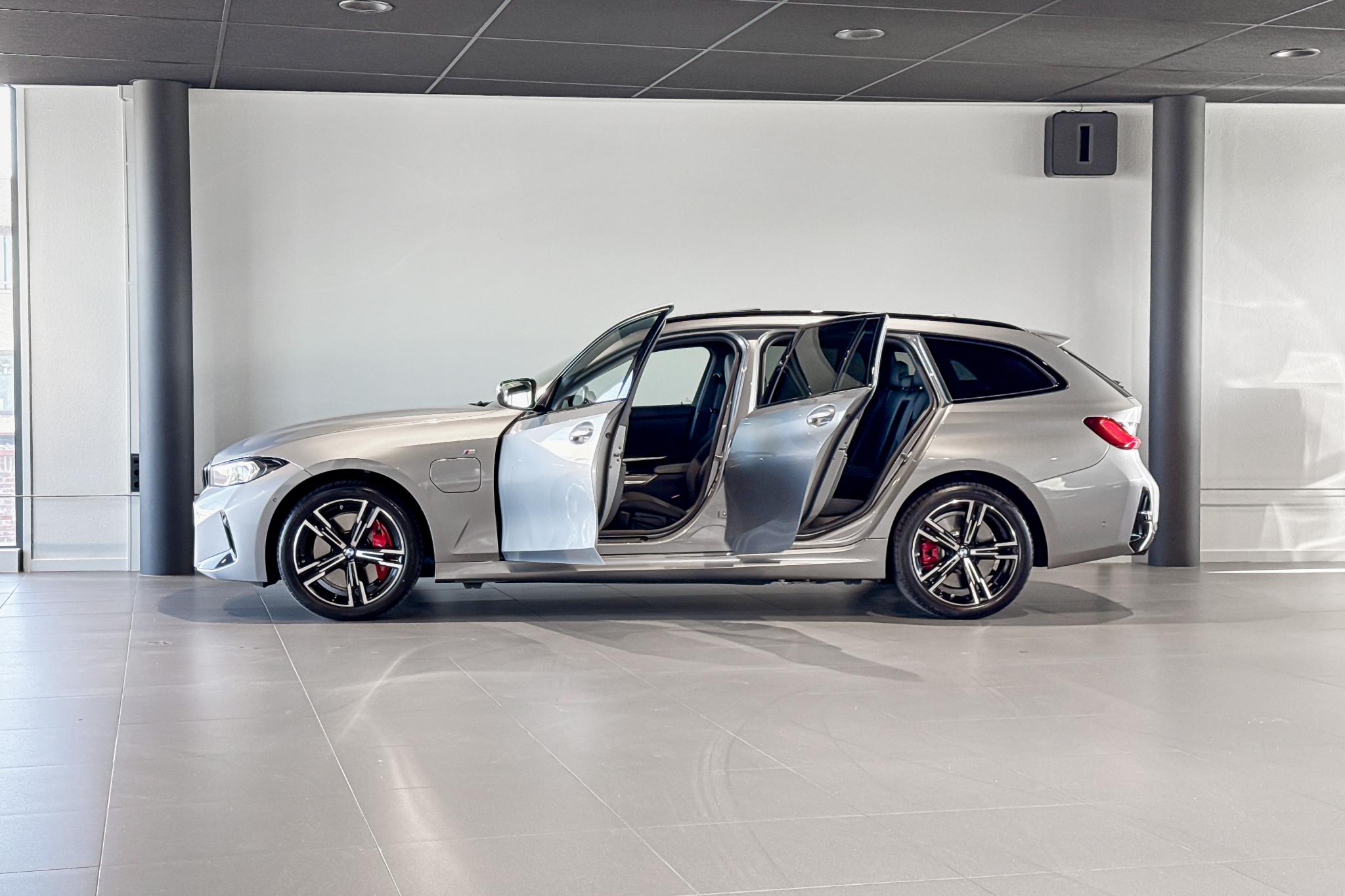 Foto van BMW 330e