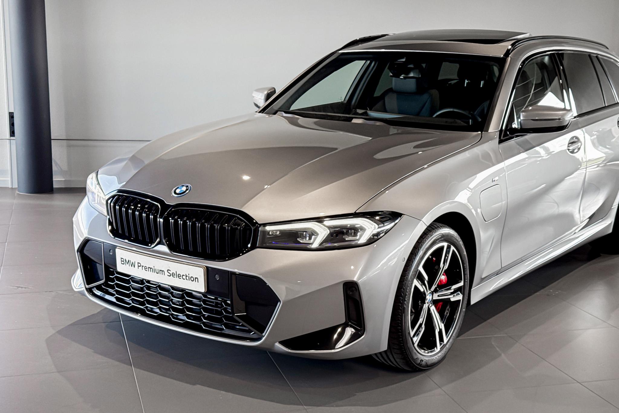 Foto van BMW 330e