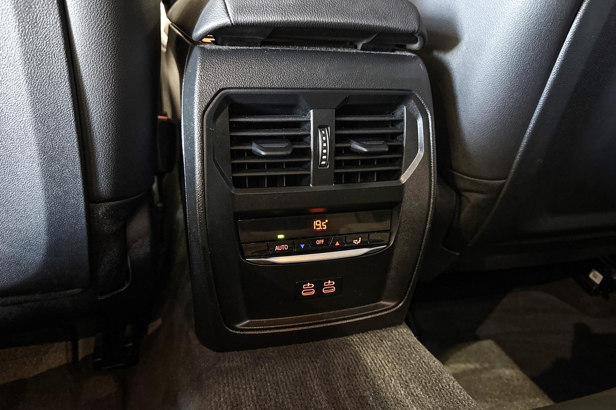 Foto van BMW 330e