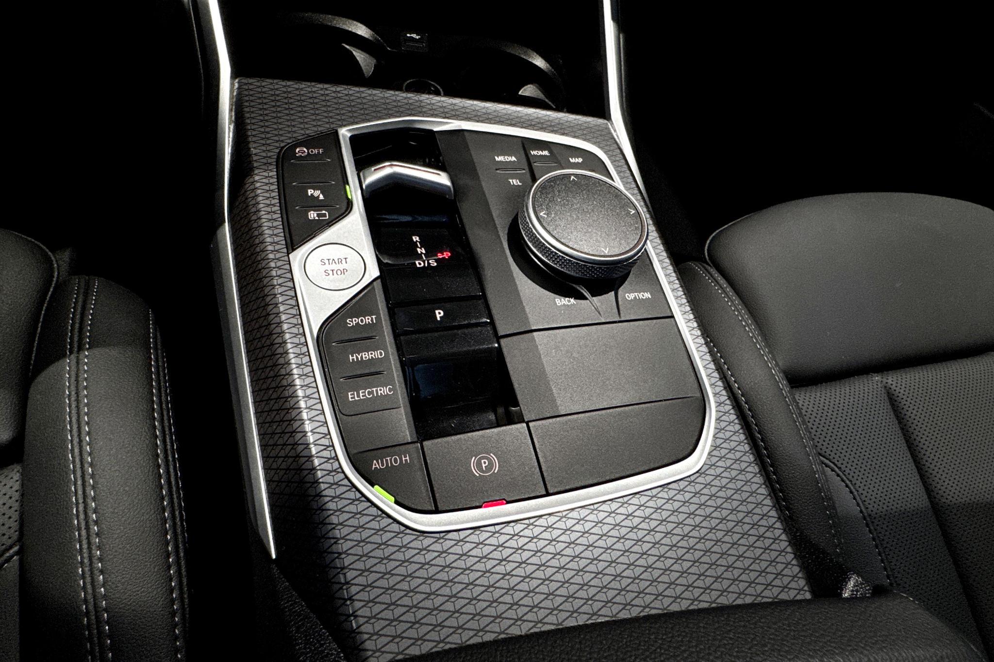 Foto van BMW 330e