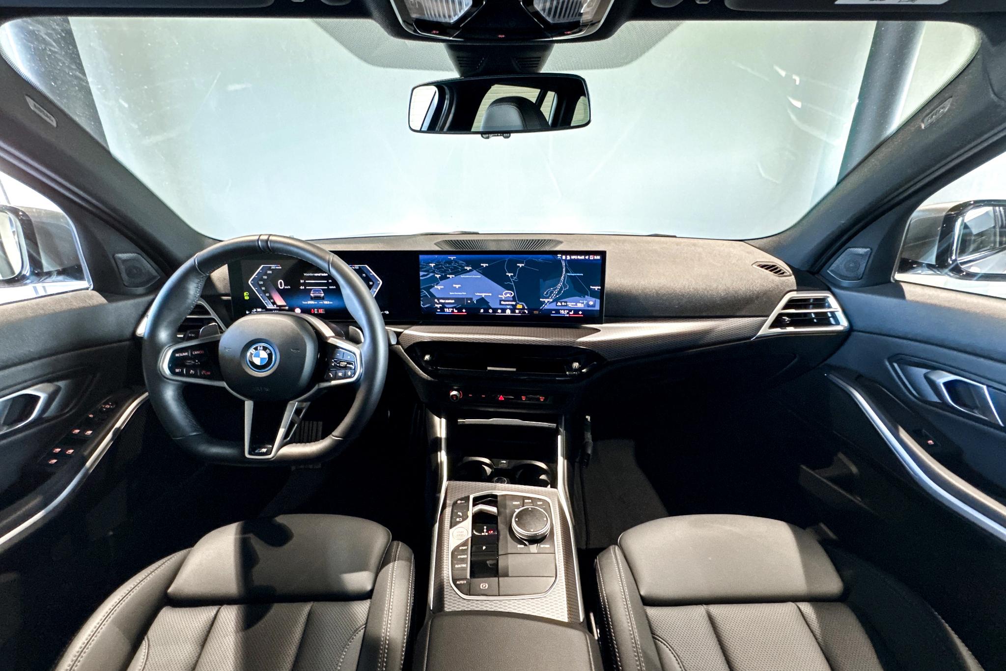 Foto van BMW 330e