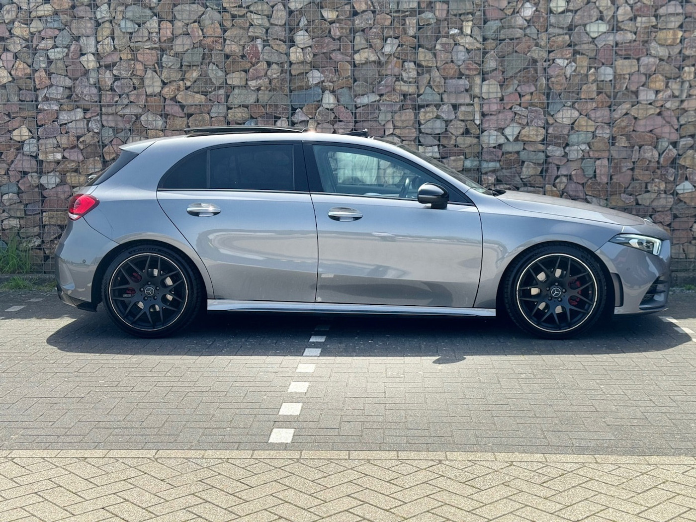 Foto van Mercedes-Benz A 200